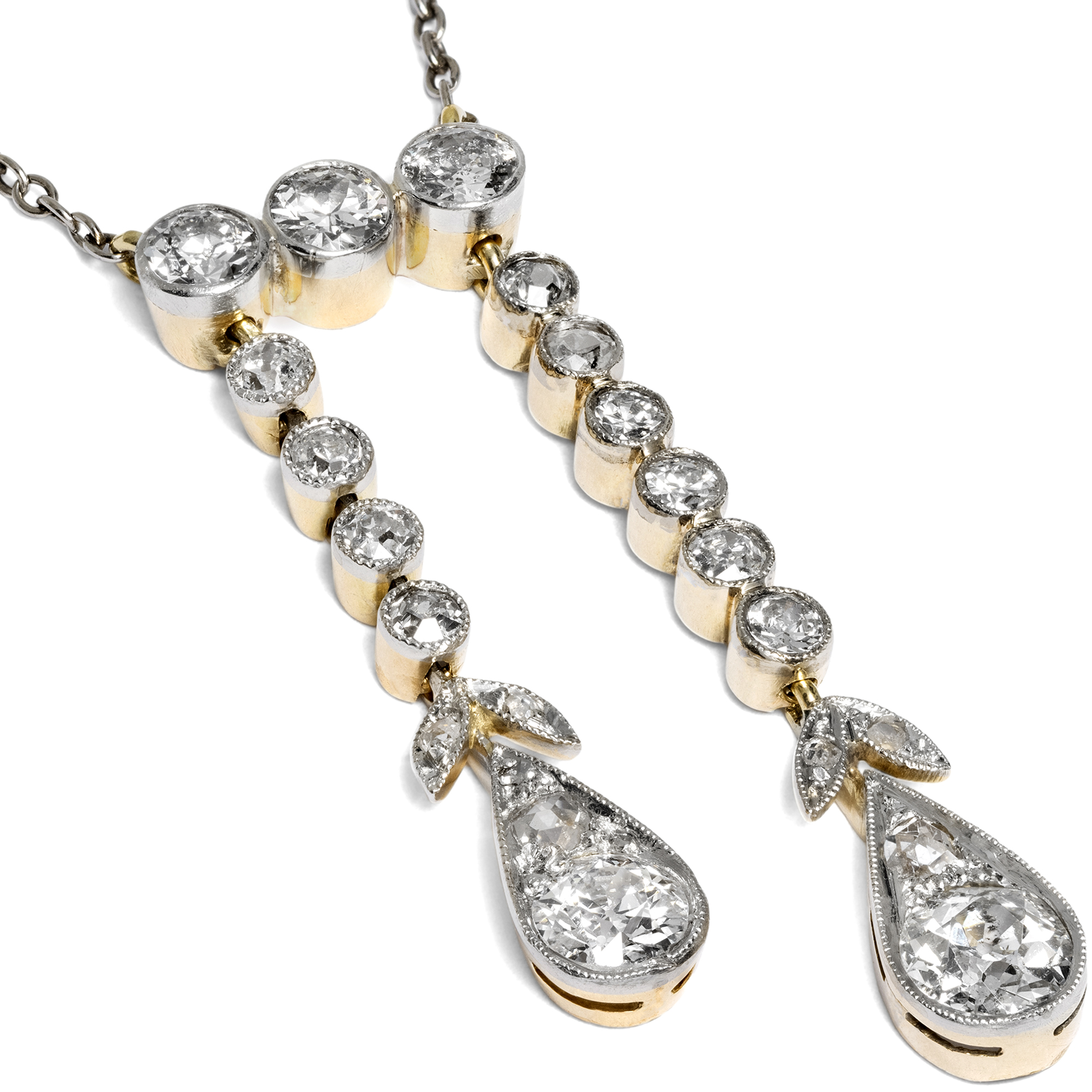 Elegantes Collier aus Gold und Platin mit etwa 2,00 ct Diamanten, um 1905