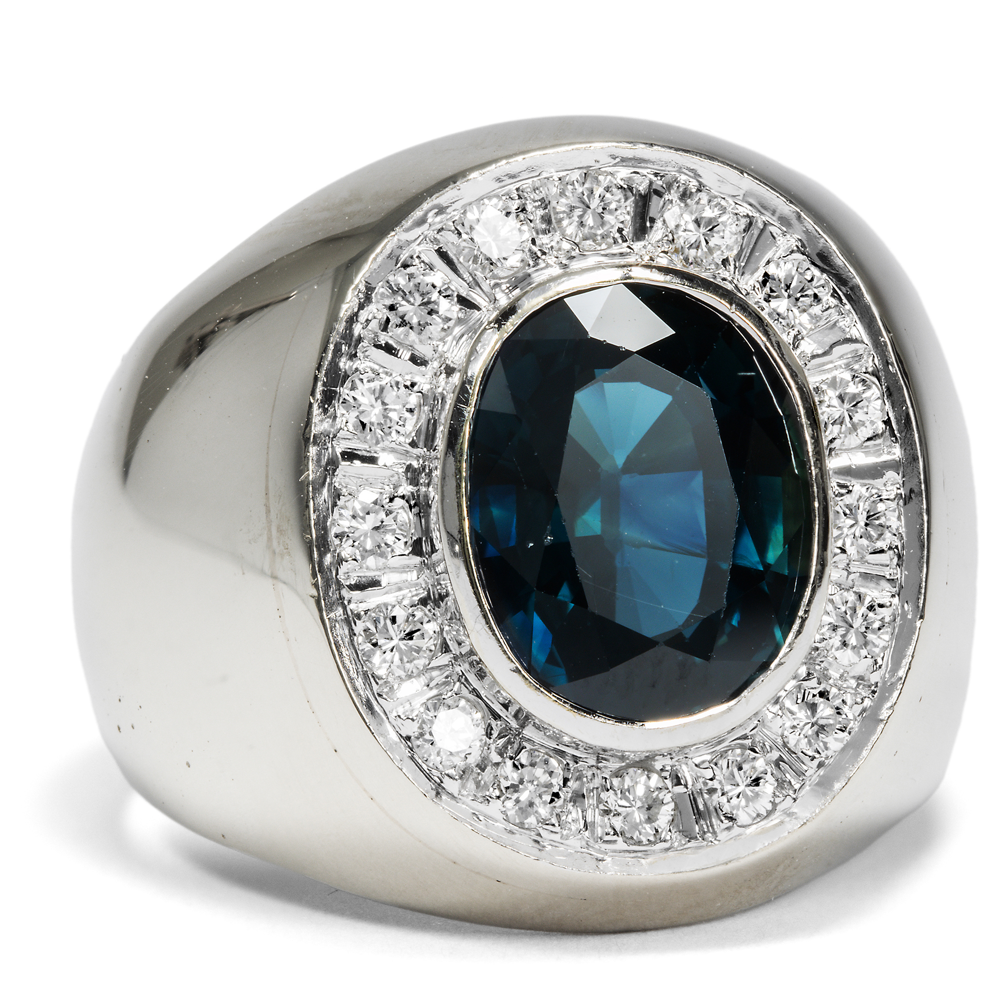 Beautiful Vintage White Gold Ring with Sapphire & Diamonds, c. 1985