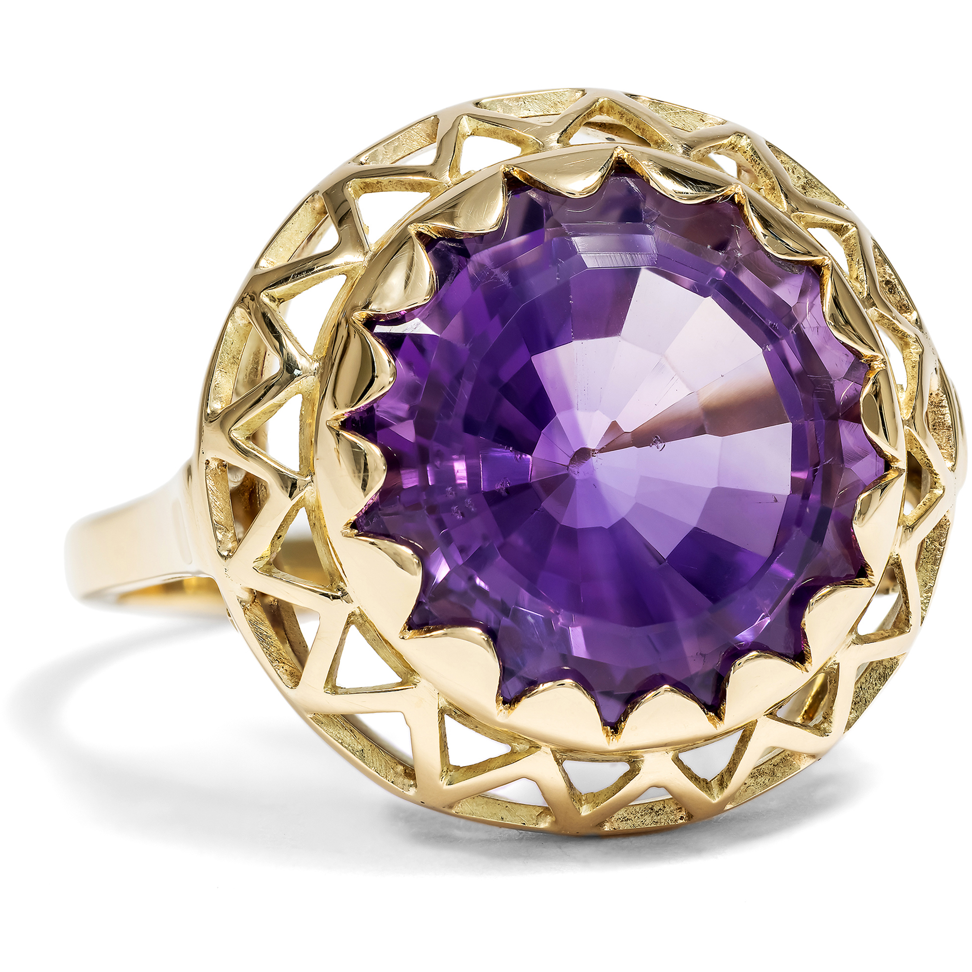 Bold Midcentury Ring with an Amethyst in Gold, German, c. 1960