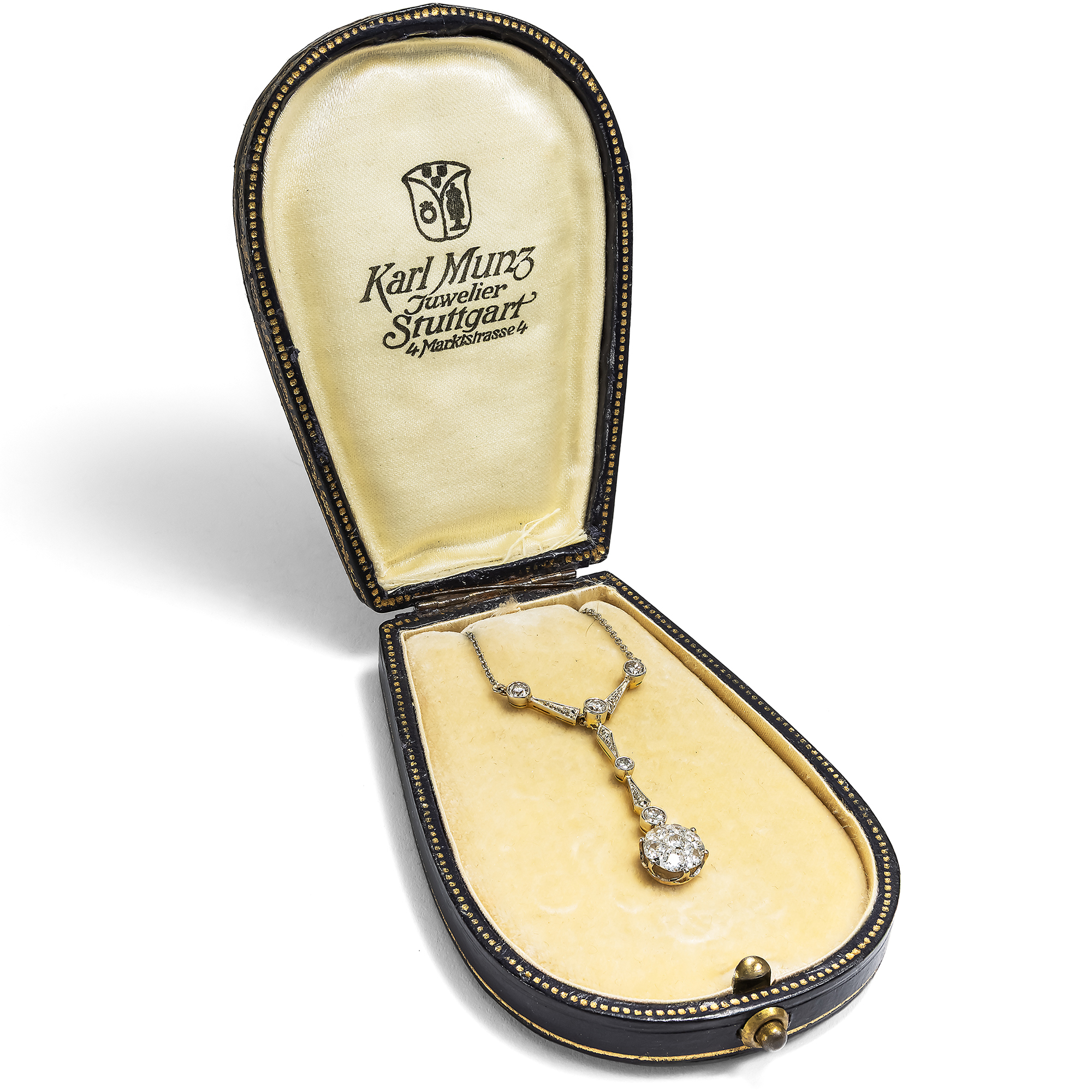Zartes Collier mit Diamanten in Weißgold, Stuttgart um 1925 Zartes Collier mit Diamanten in Weißgold, Stuttgart um 1925