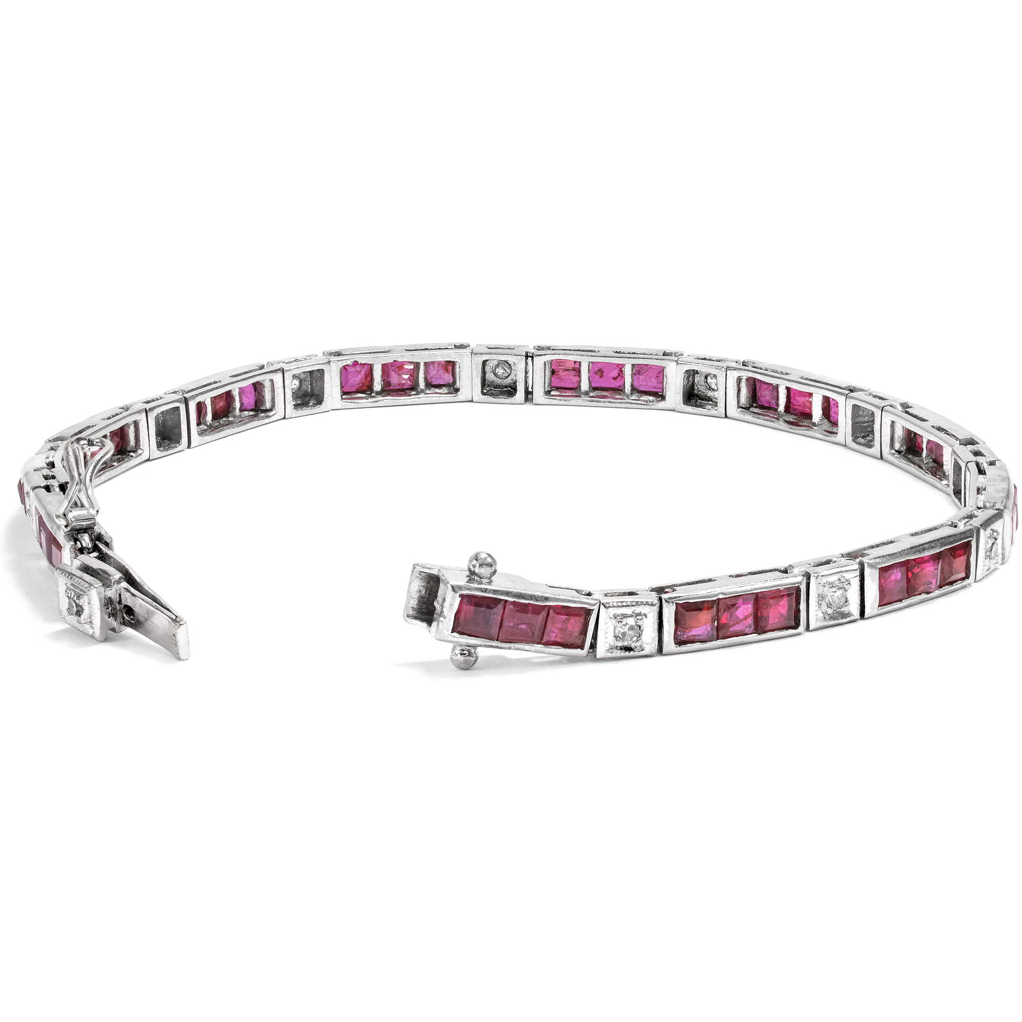 Hochwertiges Armband mit Rubinen & Diamanten in Weißgold, um 1970 Hochwertiges Armband mit Rubinen & Diamanten in Weißgold, um 1970