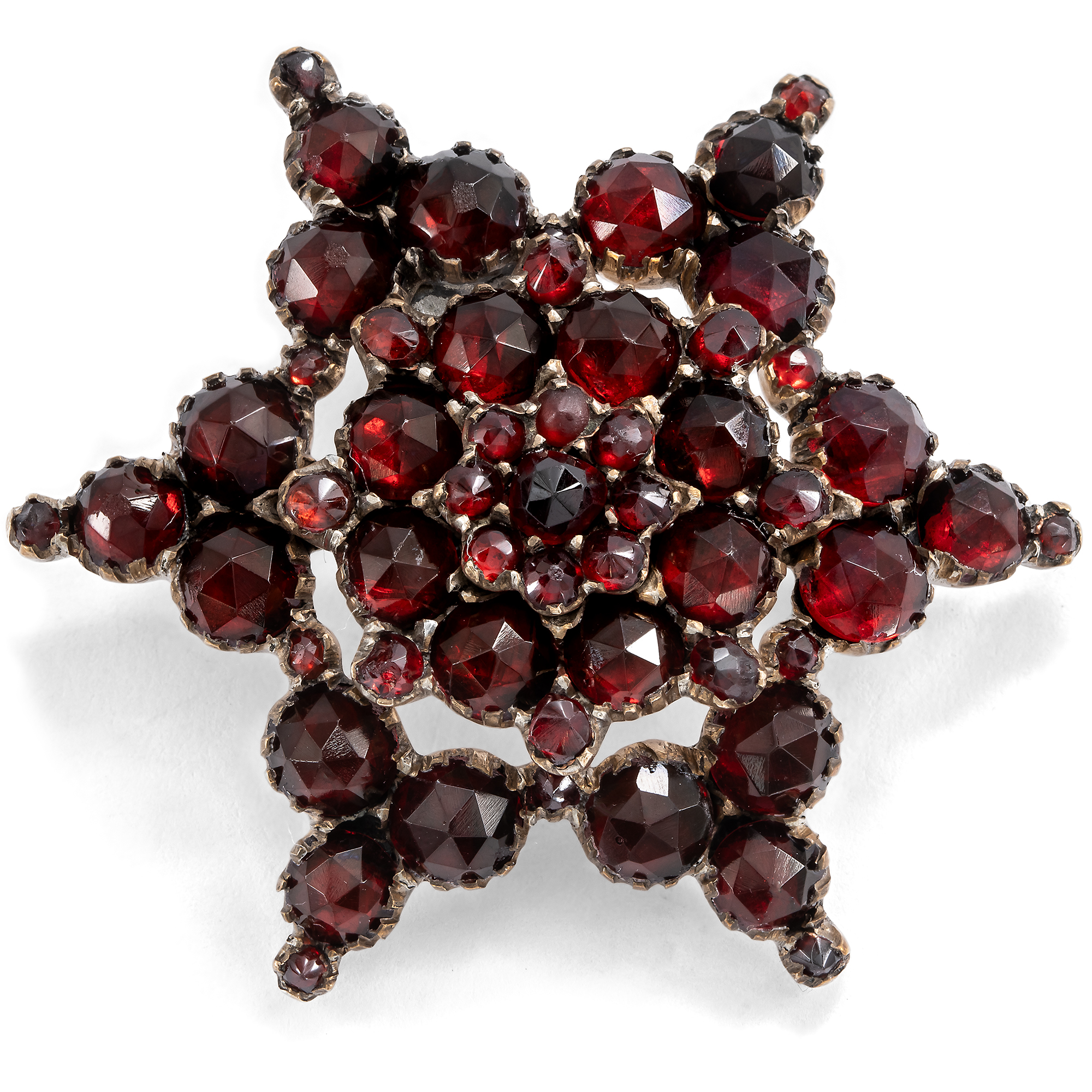 Große antike Brosche mit dunkelroten Granaten, um 1880 Große antike Brosche mit dunkelroten Granaten, um 1880