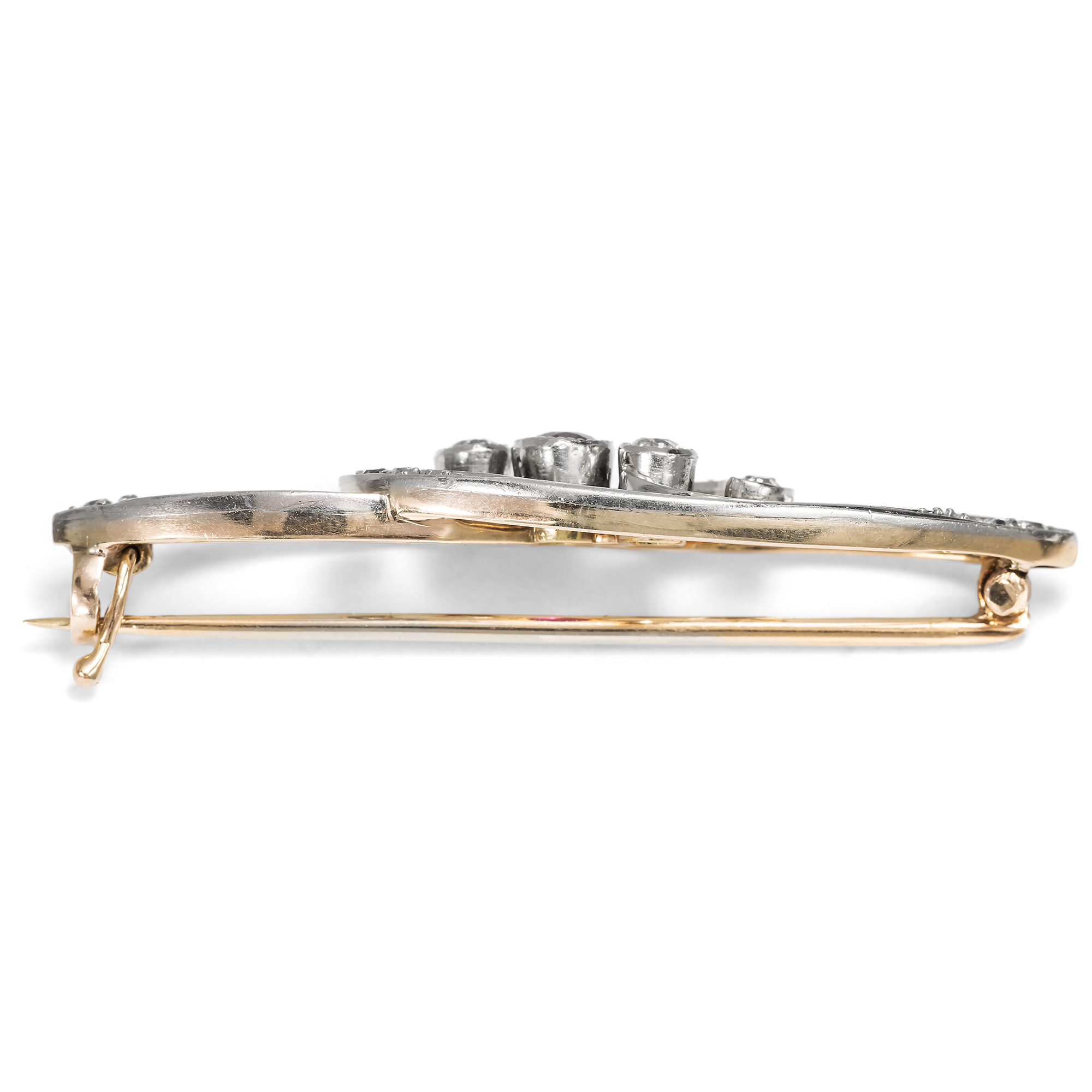 Elegante Kragenbrosche des Jugendstil mit Rubin & Diamanten, um 1905 Elegante Kragenbrosche des Jugendstil mit Rubin & Diamanten, um 1905