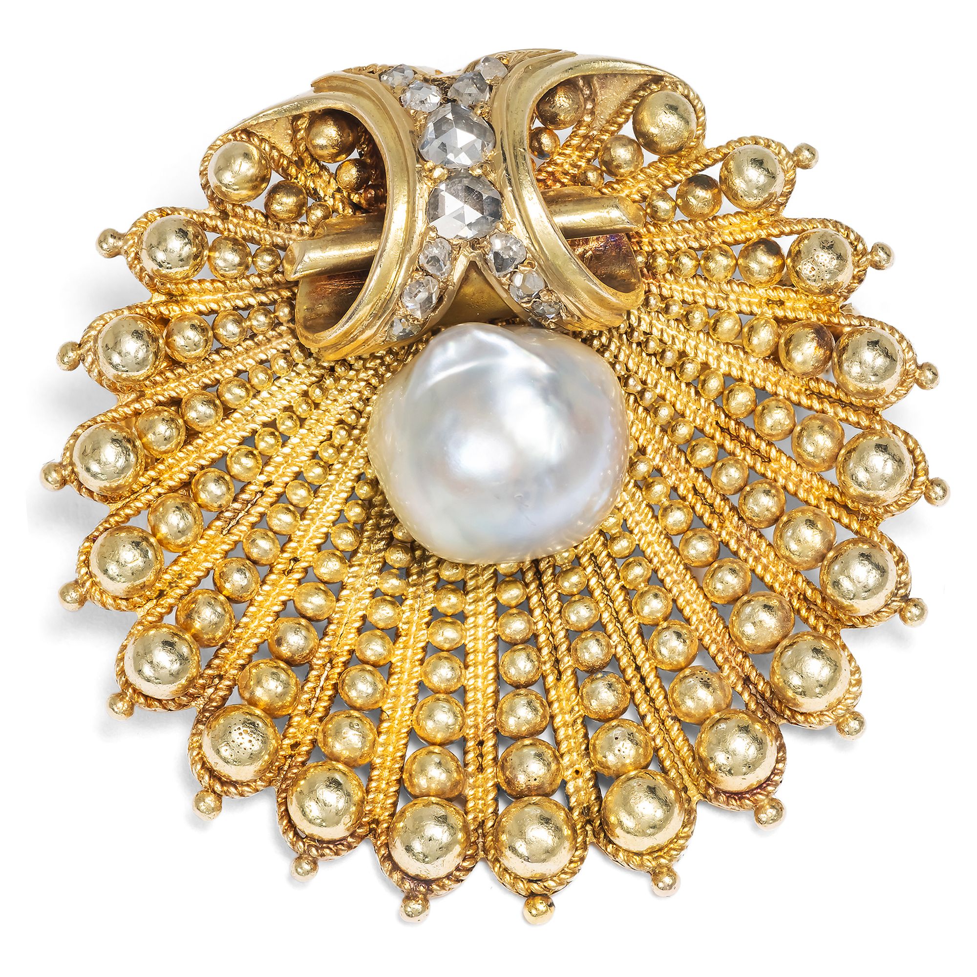 Antike Brosche in Muschelform mit Diamanten & Perle, Wien um 1880