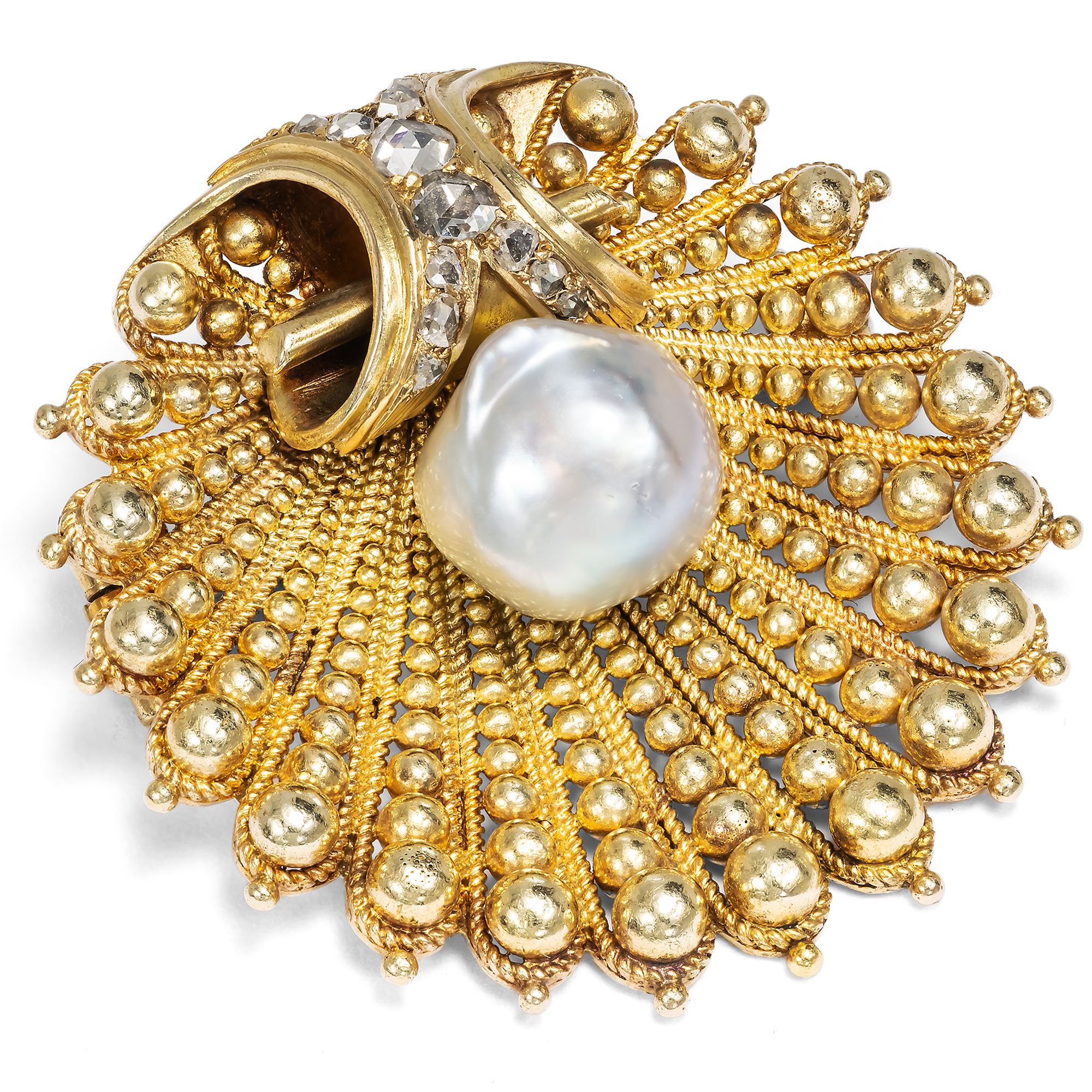 Antike Brosche in Muschelform mit Diamanten & Perle, Wien um 1880
