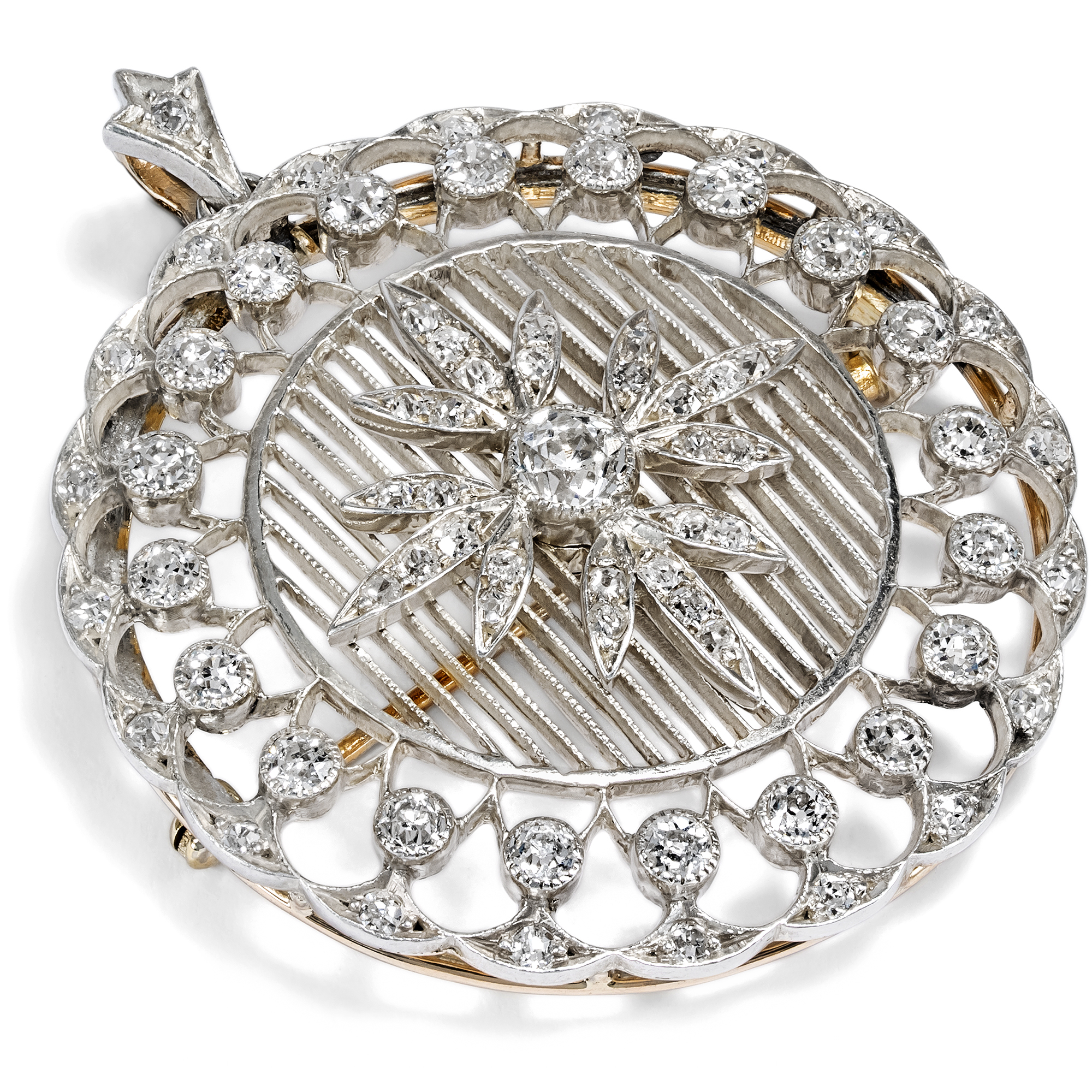 Kostbare Anhänger-Brosche mit 2,70 ct Diamanten in Silber auf Gold, um 1910 Kostbare Anhänger-Brosche mit 2,70 ct Diamanten in Silber auf Gold, um 1910