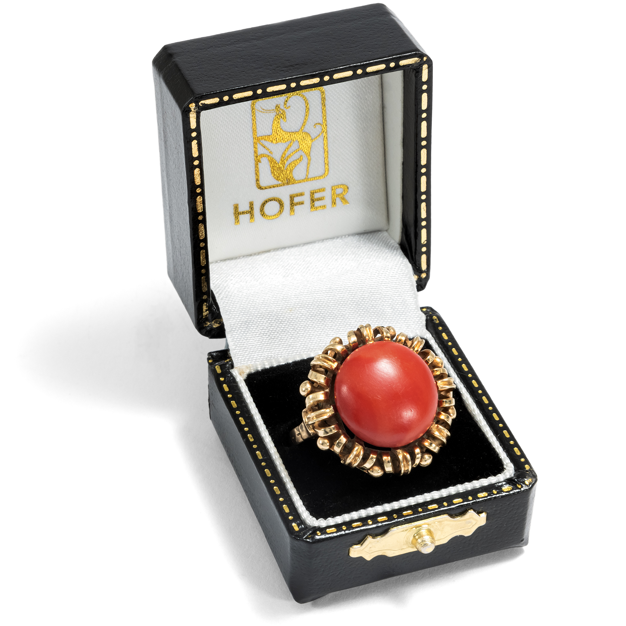 Vintage Ring mit großem Cabochon aus Mittelmeerkoralle in Gold, um 1960 Vintage Ring mit großem Cabochon aus Mittelmeerkoralle in Gold, um 1960