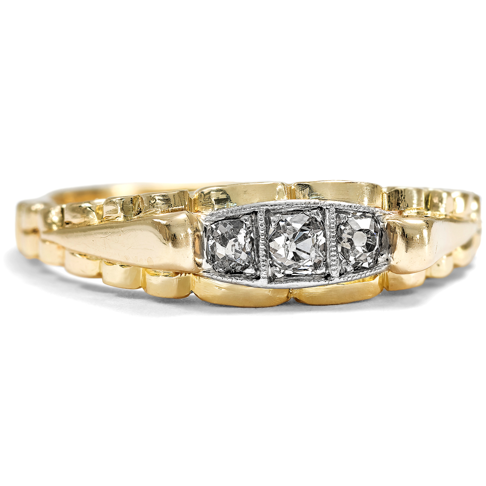 Eleganter Ring im Retro Style mit Diamanten in Gold, um 1935 Eleganter Ring im Retro Style mit Diamanten in Gold, um 1935