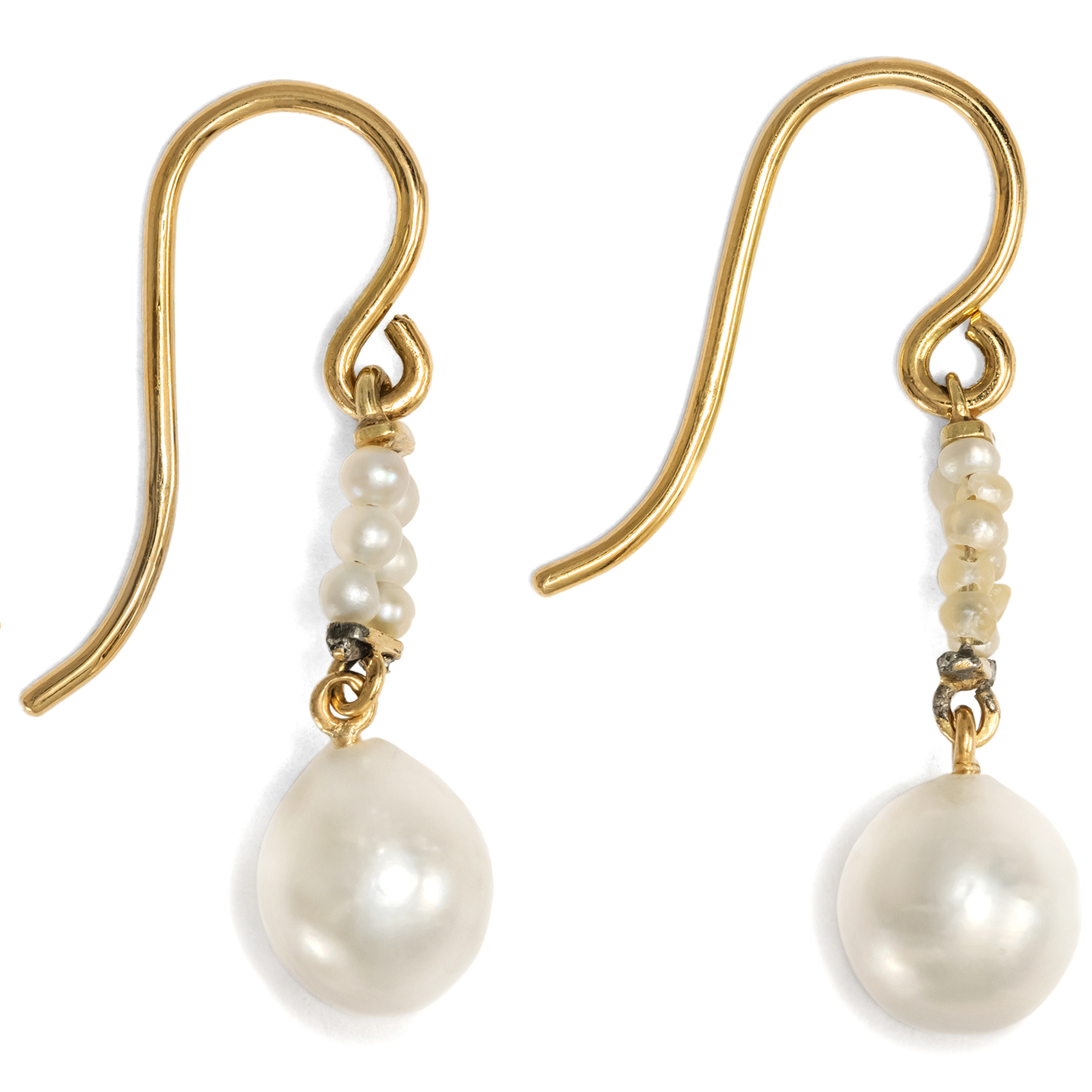 Feine Ohrringe aus antiken Naturperlen & Gold, Mariage aus unserer Werkstatt Feine Ohrringe aus antiken Naturperlen & Gold, Mariage aus unserer Werkstatt