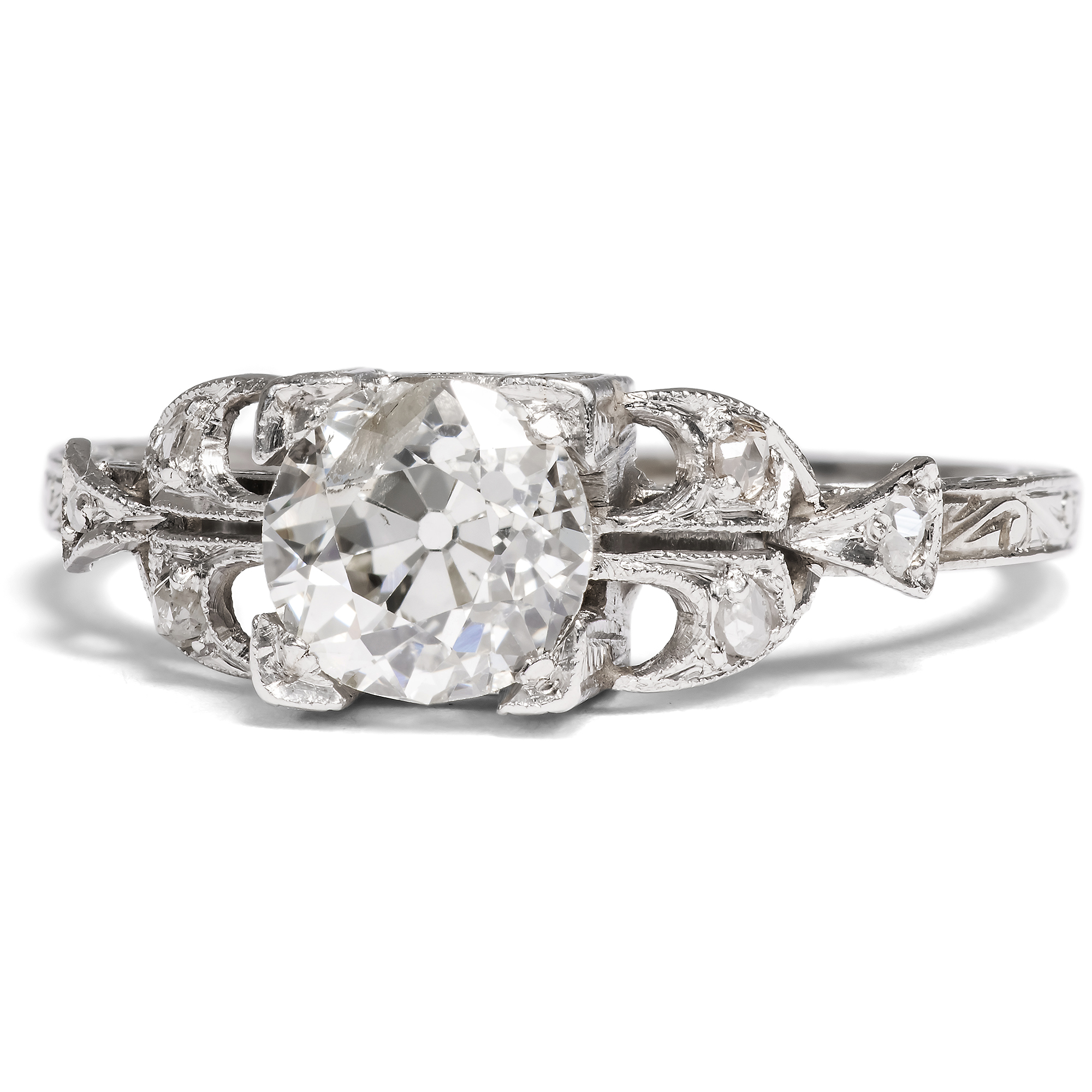 Antiker Ring des Art Déco mit 0,80 ct Diamant im Altschliff in Weißgold, um 1925 Antiker Ring des Art Déco mit 0,80 ct Diamant im Altschliff in Weißgold, um 1925