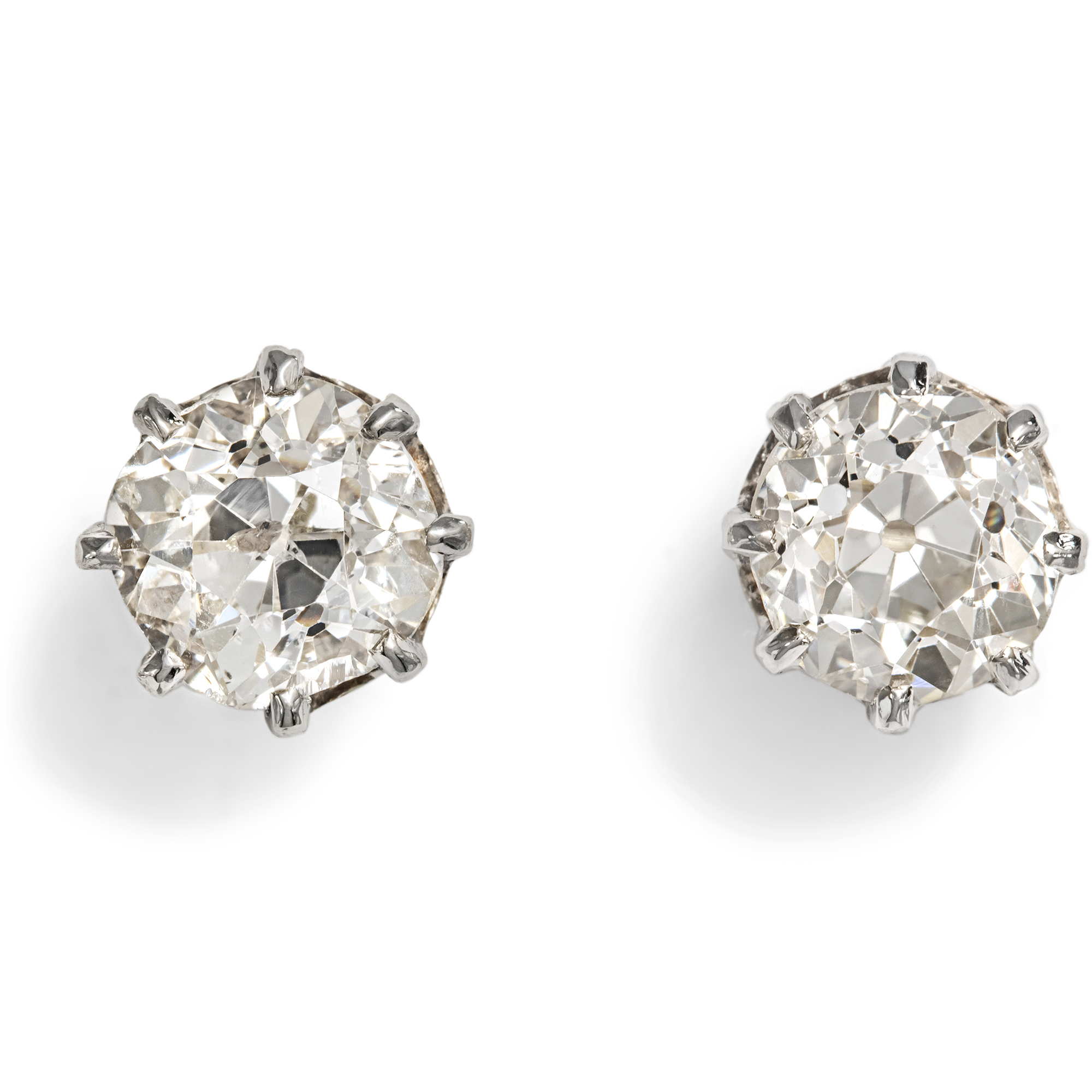 Funkelnde Ohrstecker mit 2,60 ct „Old Mine Cut“ Diamanten, um 1955 Funkelnde Ohrstecker mit 2,60 ct „Old Mine Cut“ Diamanten, um 1955