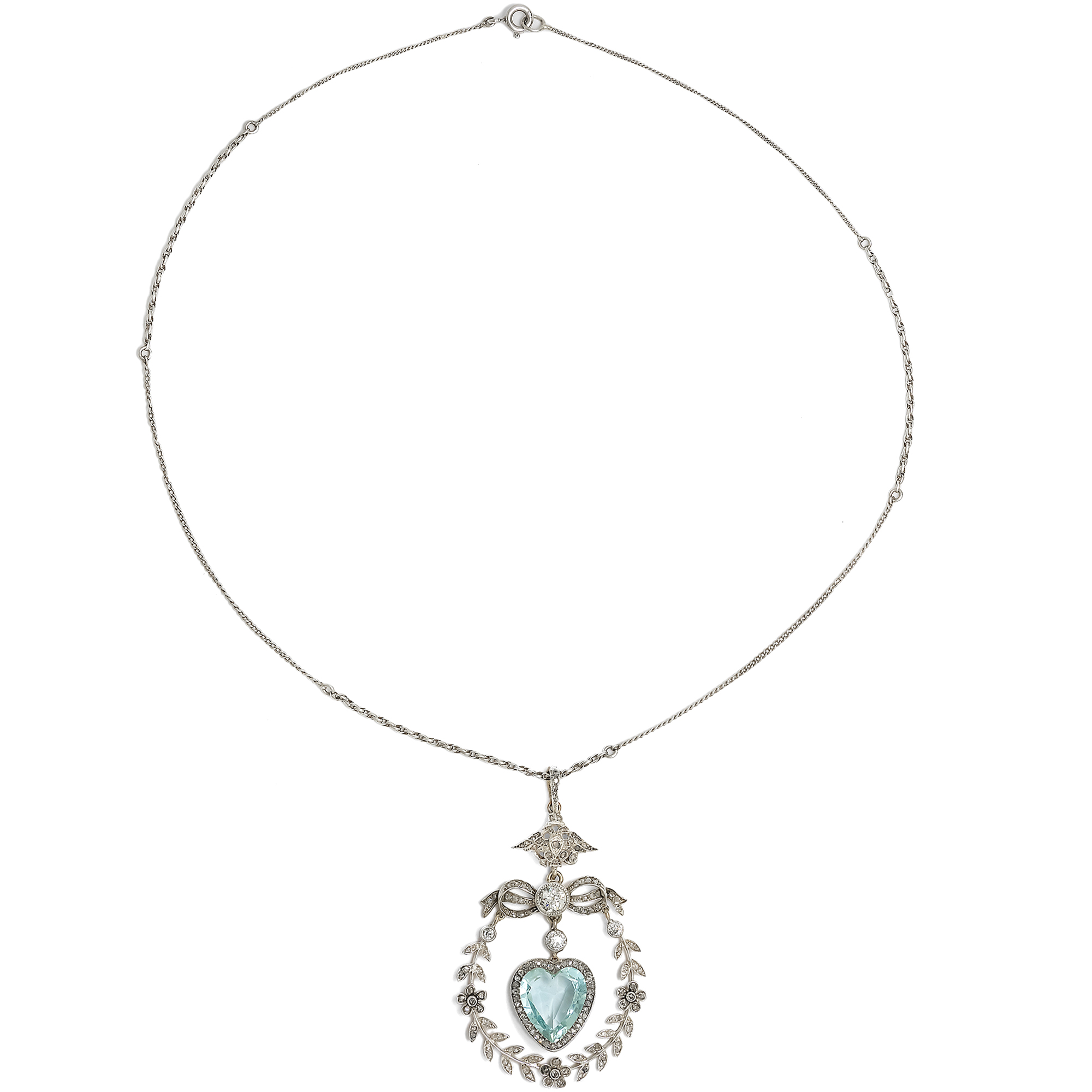 Kostbarer Anhänger mit Aquamarin & Diamanten in Silber auf Gold, Russland, um 1910 Kostbarer Anhänger mit Aquamarin & Diamanten in Silber auf Gold, Russland, um 1910