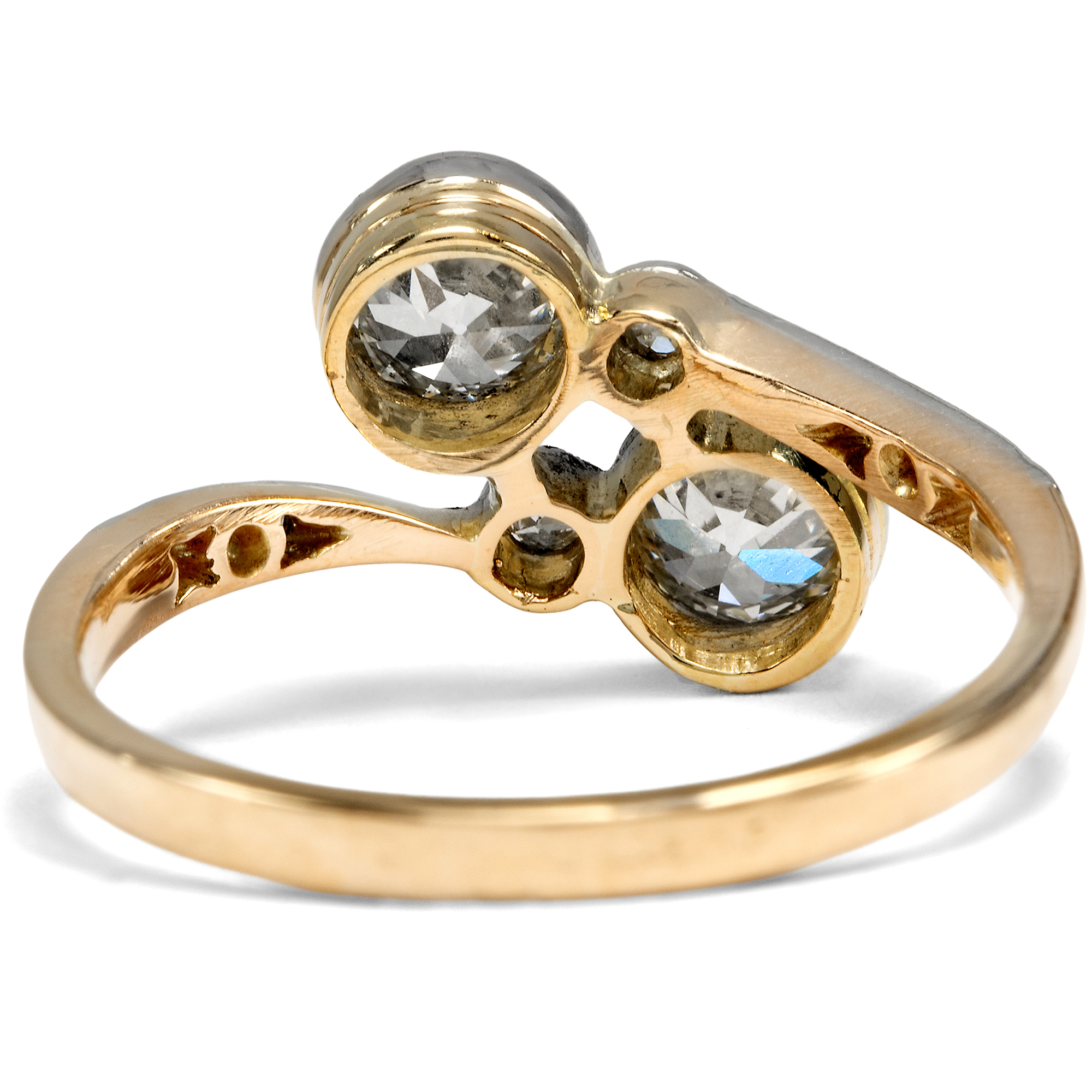 Antique "Toi-et-moi" Ring with Diamonds in Platinum on Gold, Wilhelm Müller, c. 1910 Antique "Toi-et-moi" Ring with Diamonds in Platinum on Gold, Wilhelm Müller, c. 1910