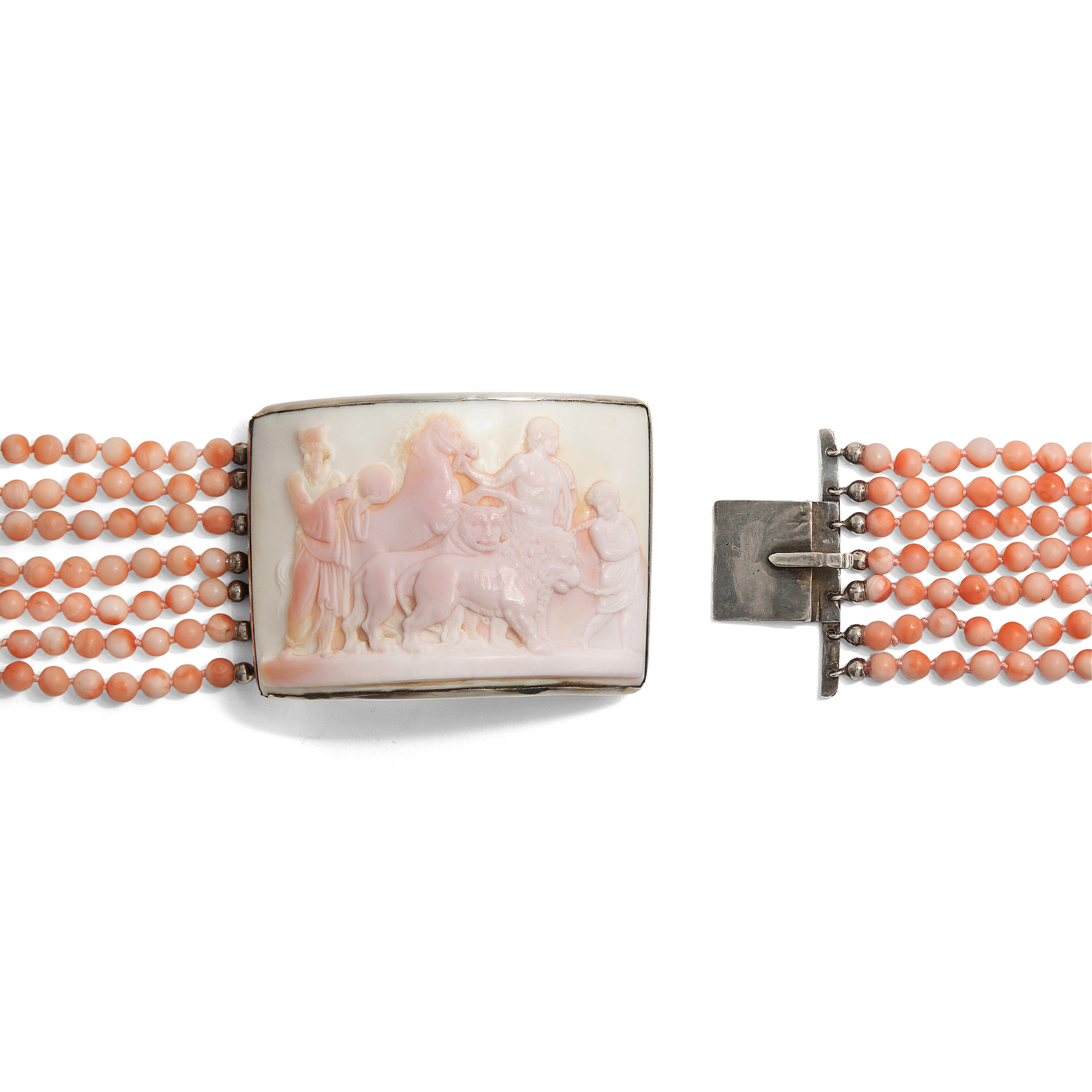 Collier de Chien aus Koralle mit prachtvoller antiker Gemme in Silber, um 1870 & später Collier de Chien aus Koralle mit prachtvoller antiker Gemme in Silber, um 1870 & später