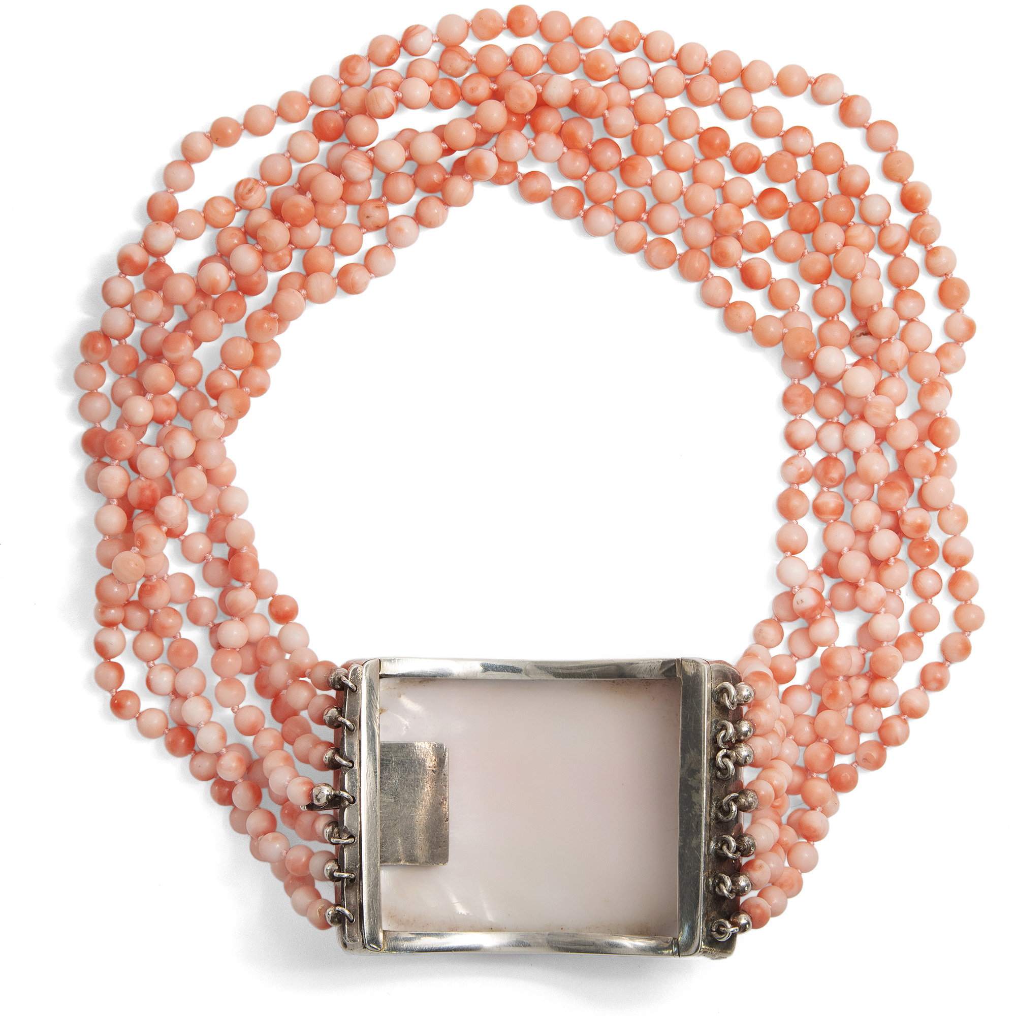 Collier de Chien aus Koralle mit prachtvoller antiker Gemme in Silber, um 1870 & später Collier de Chien aus Koralle mit prachtvoller antiker Gemme in Silber, um 1870 & später