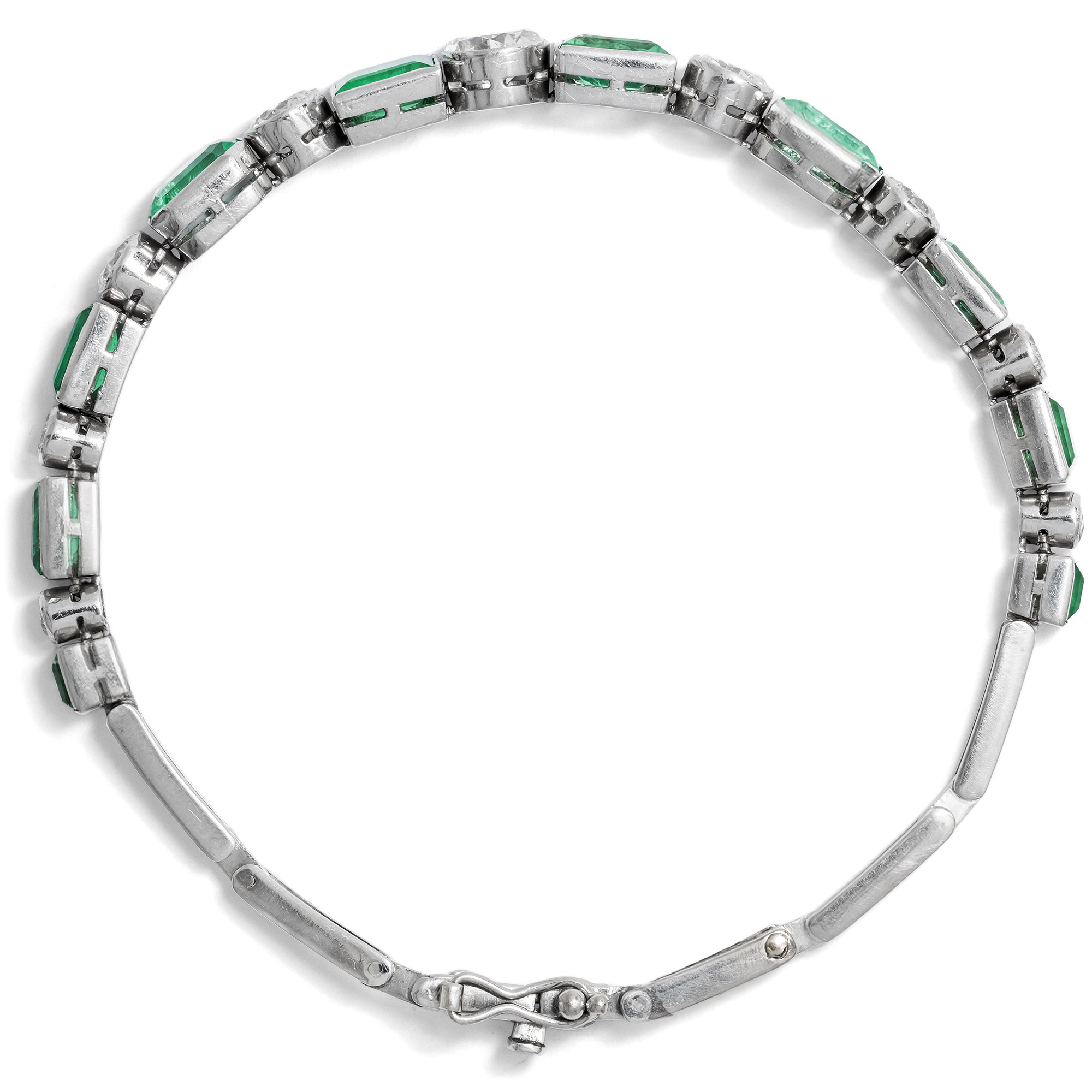 Exquisites Art Déco Armband mit Smaragden & Diamanten in Platin, um 1925 Exquisites Art Déco Armband mit Smaragden & Diamanten in Platin, um 1925