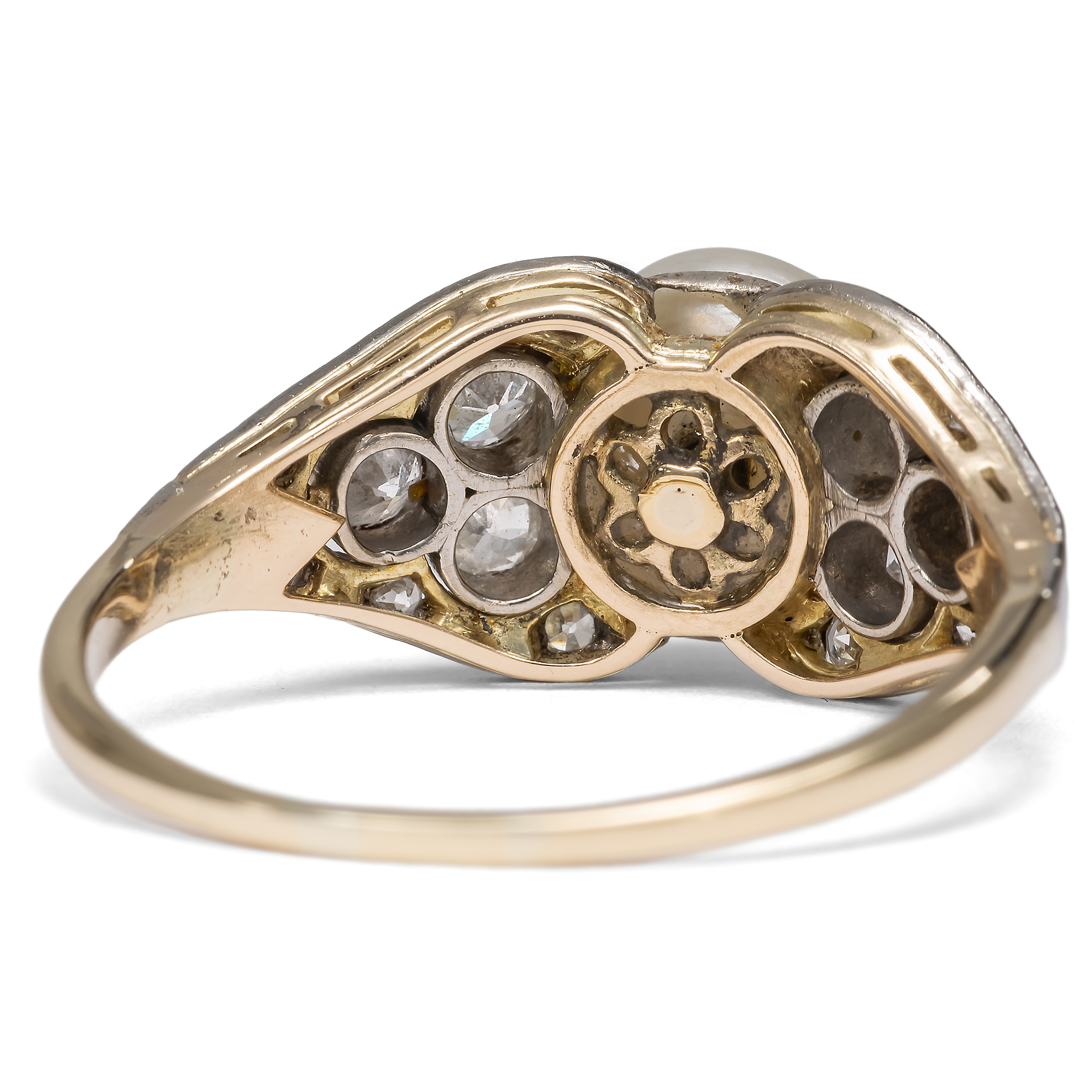 Elegant Belle Époque Ring with Natural Pearl & Diamonds, c. 1910 Elegant Belle Époque Ring with Natural Pearl & Diamonds, c. 1910