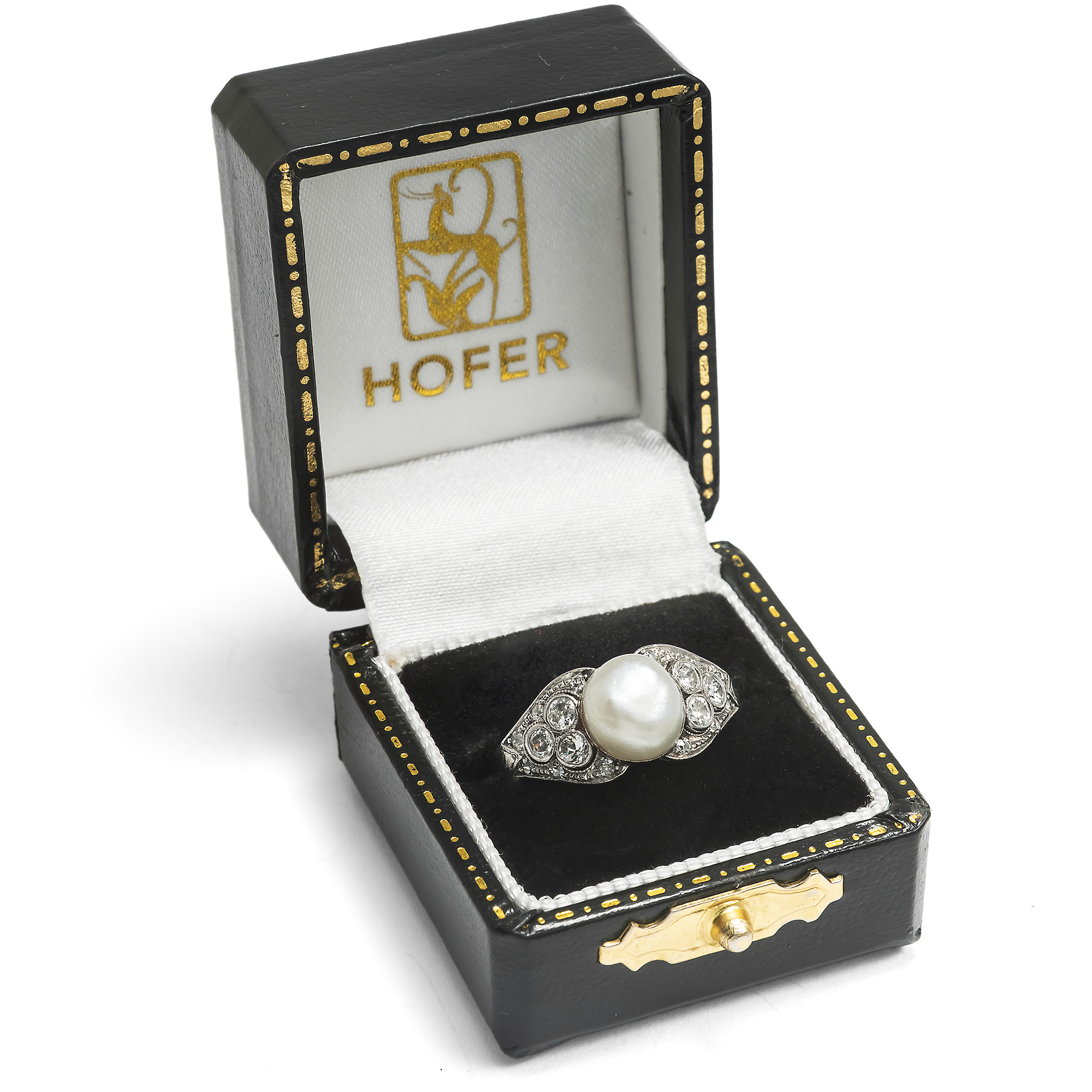 Elegant Belle Époque Ring with Natural Pearl & Diamonds, c. 1910 Elegant Belle Époque Ring with Natural Pearl & Diamonds, c. 1910