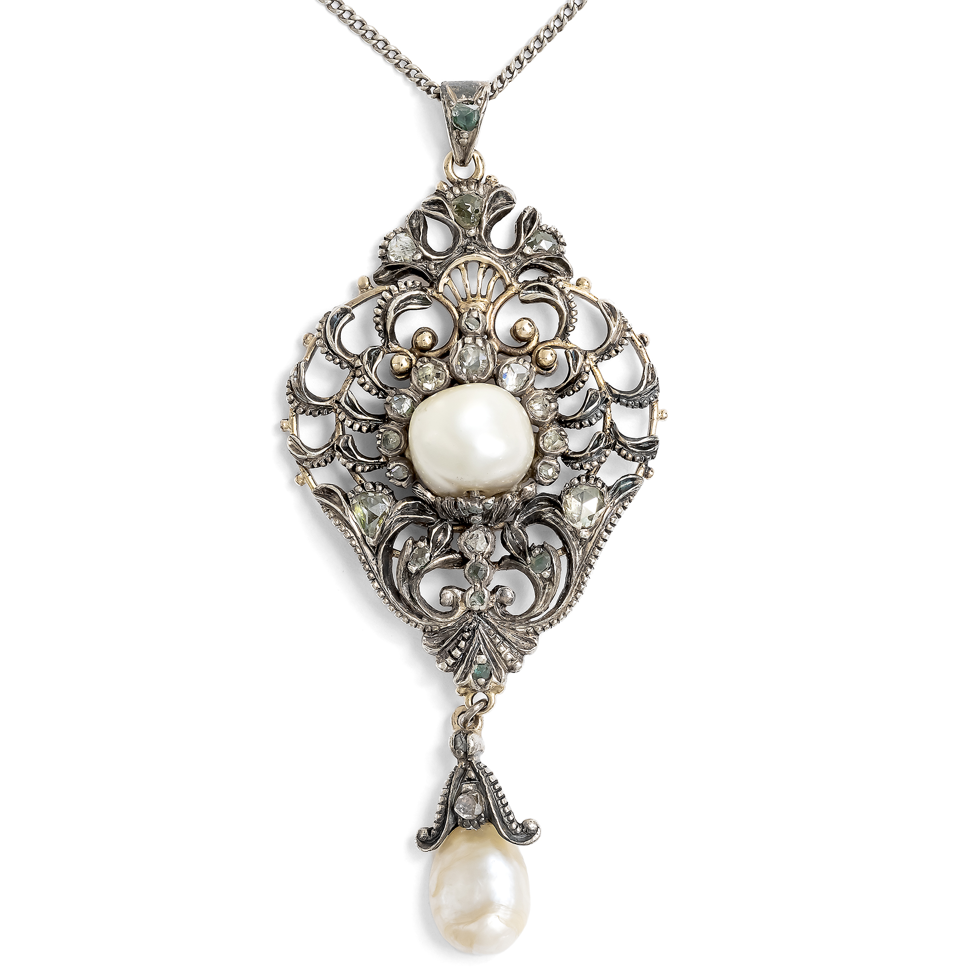 Antiker Anhänger mit Naturperlen & Diamanten in Silber & Gold, um 1900 Antiker Anhänger mit Naturperlen & Diamanten in Silber & Gold, um 1900