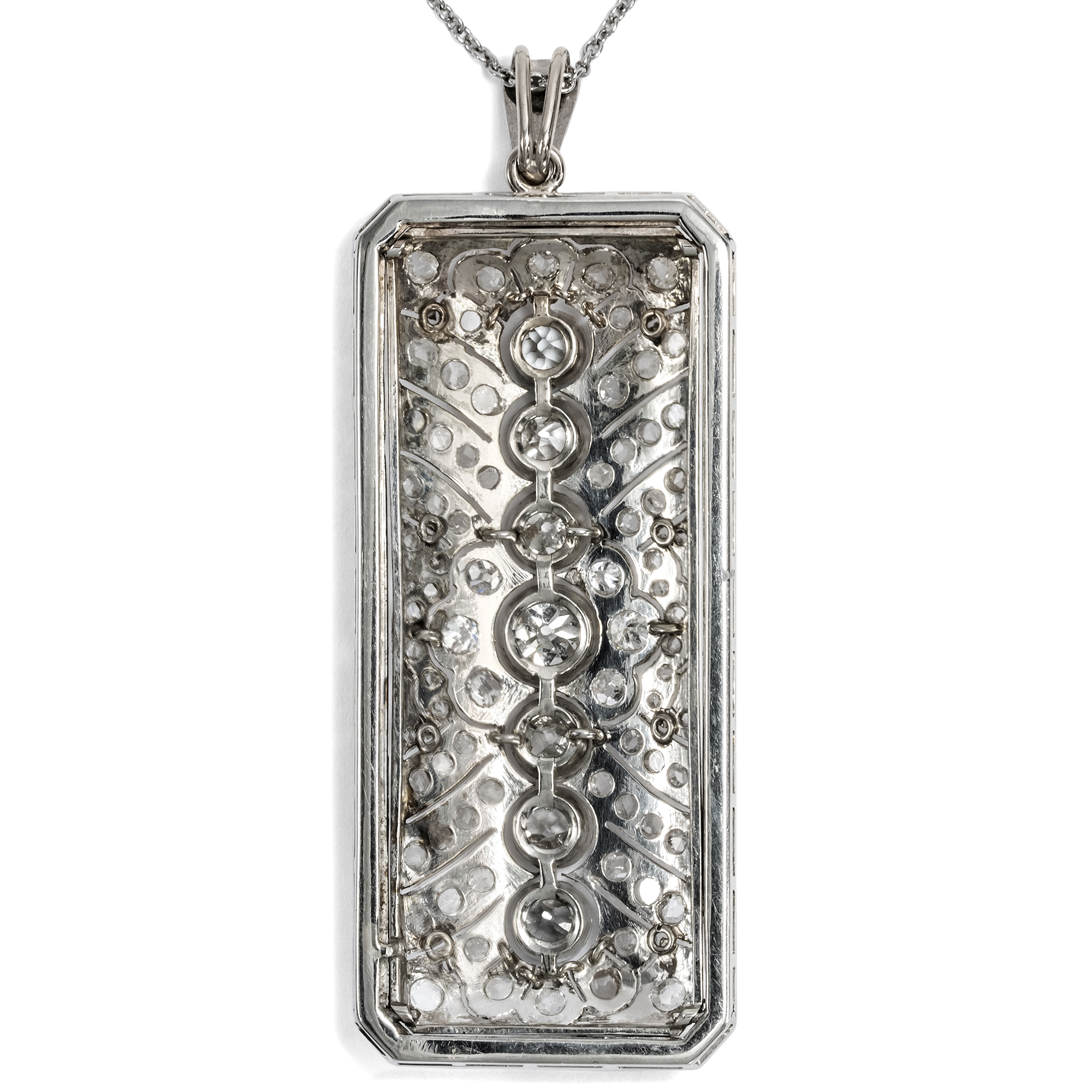 Eleganter Anhänger des Art Déco mit Diamanten in Platin, um 1930 & später Eleganter Anhänger des Art Déco mit Diamanten in Platin, um 1930 & später