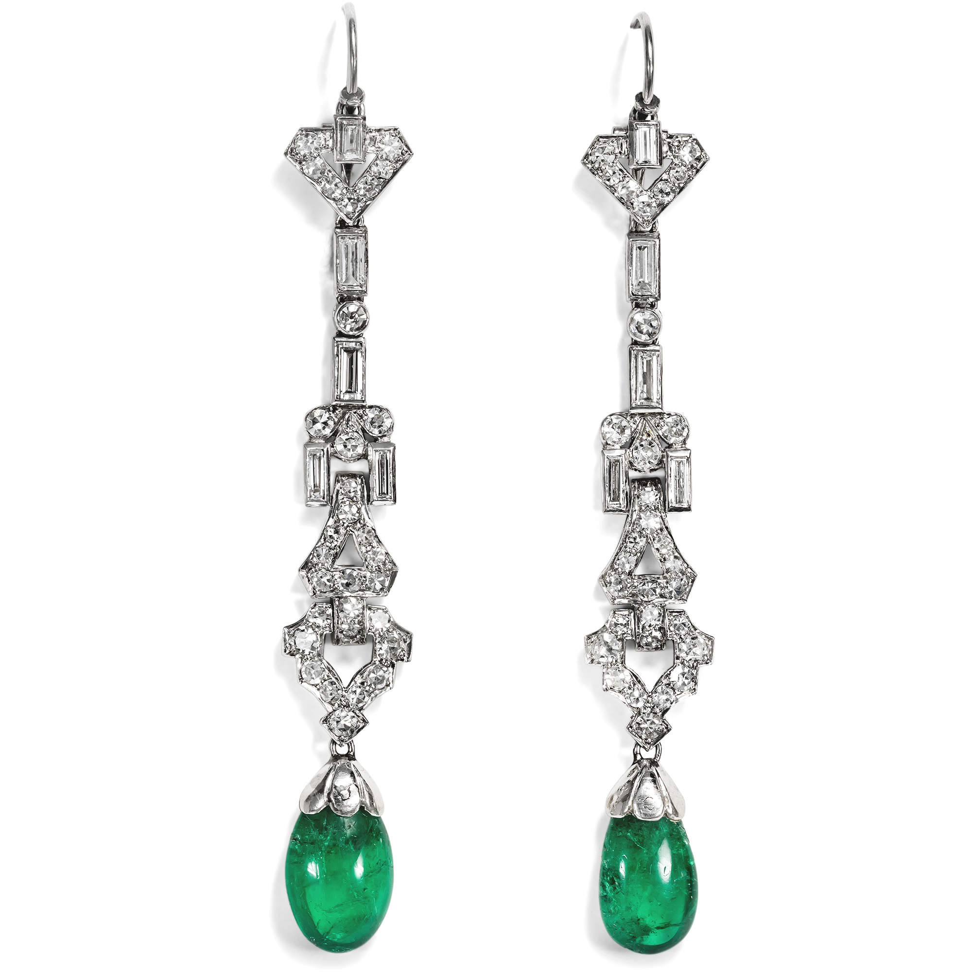 Exquisite Ohrringe des Art Déco mit kolumbianischen Smaragden & DIamanten, um 1925 Exquisite Ohrringe des Art Déco mit kolumbianischen Smaragden & DIamanten, um 1925