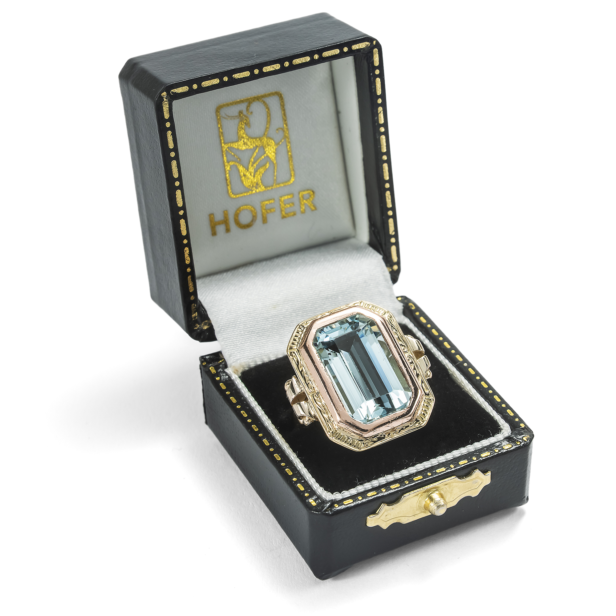 Eleganter Ring mit Aquamarin in zweifarbigem Gold, 1930er Jahre Eleganter Ring mit Aquamarin in zweifarbigem Gold, 1930er Jahre