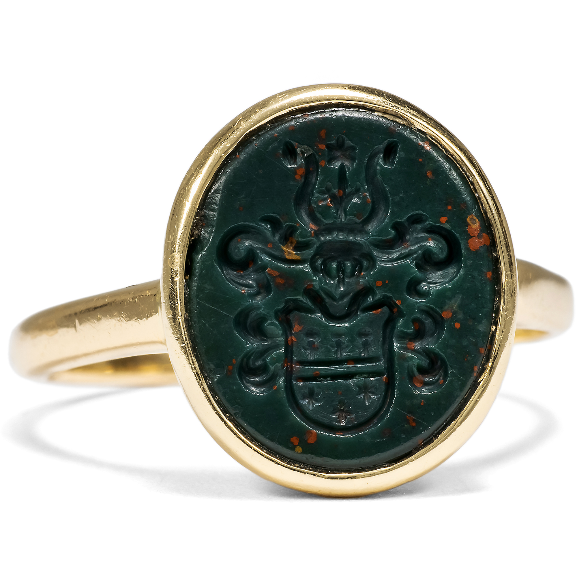 Antique Gold Signet Ring with Engraved Heliotrope Cameo, c. 1930 Antique Gold Signet Ring with Engraved Heliotrope Cameo, c. 1930