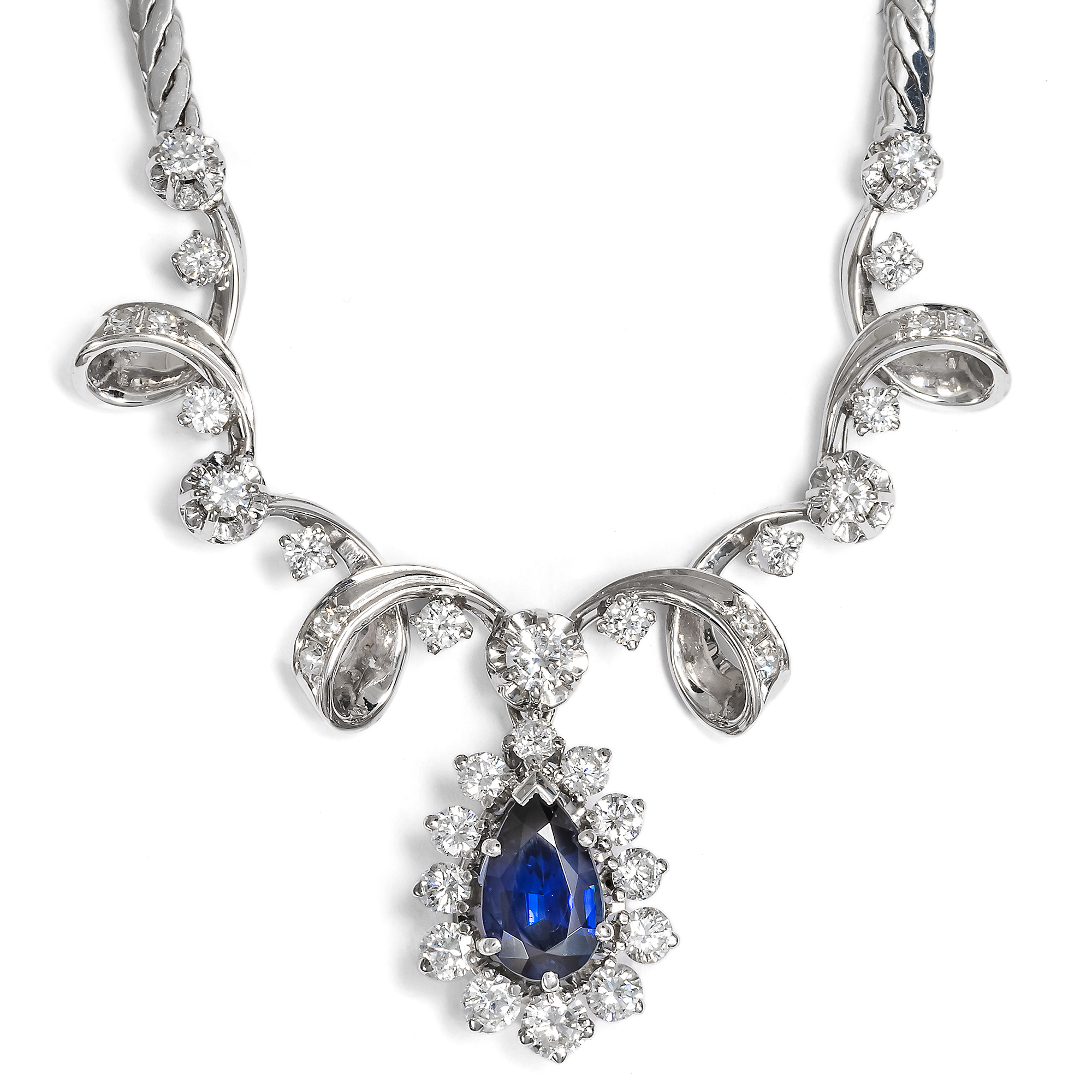 Hochwertiges Collier aus Weißgold mit Saphir & Brillanten, Deutschland um 1975 Hochwertiges Collier aus Weißgold mit Saphir & Brillanten, Deutschland um 1975
