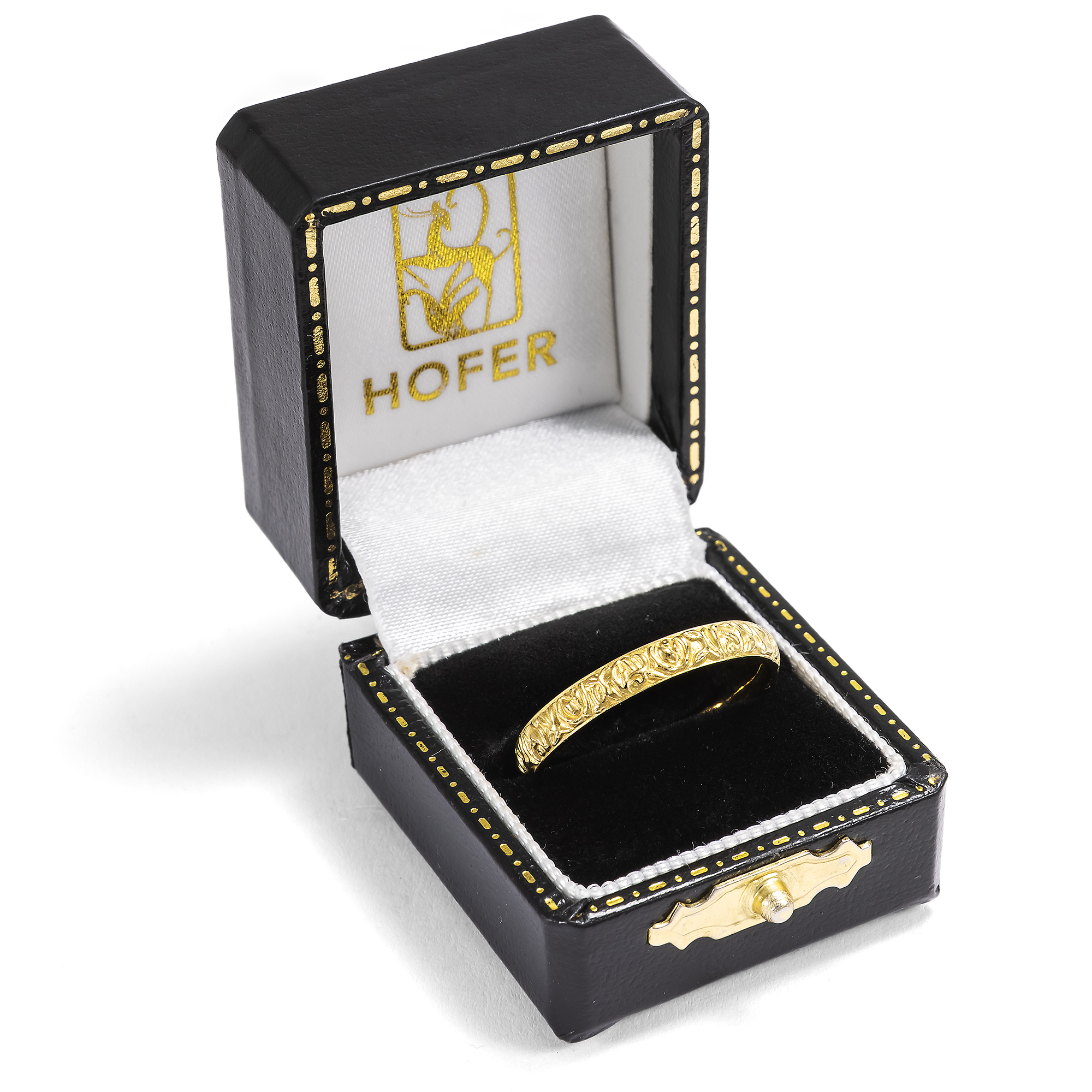 Mittelbreiter Ring aus hochkarätigem Gelbgold aus unserer Werkstatt Mittelbreiter Ring aus hochkarätigem Gelbgold aus unserer Werkstatt