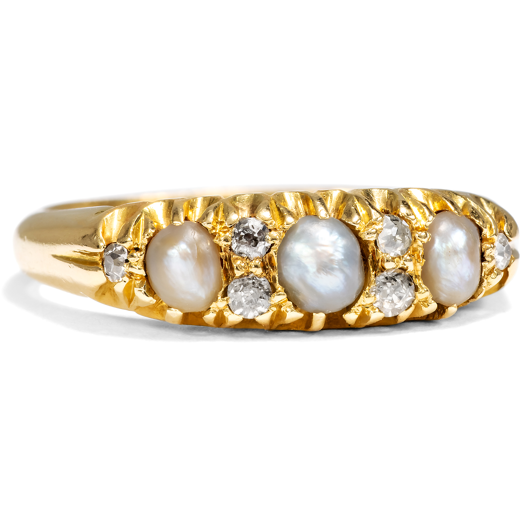 Antique Ring With Natural Pearls & Diamonds in Gold, London Circa 1900 Antique Ring With Natural Pearls & Diamonds in Gold, London Circa 1900