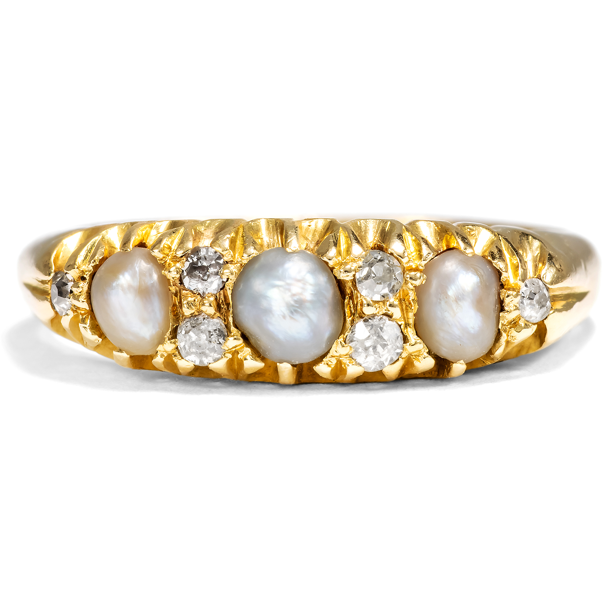 Antique Ring With Natural Pearls & Diamonds in Gold, London Circa 1900 Antique Ring With Natural Pearls & Diamonds in Gold, London Circa 1900