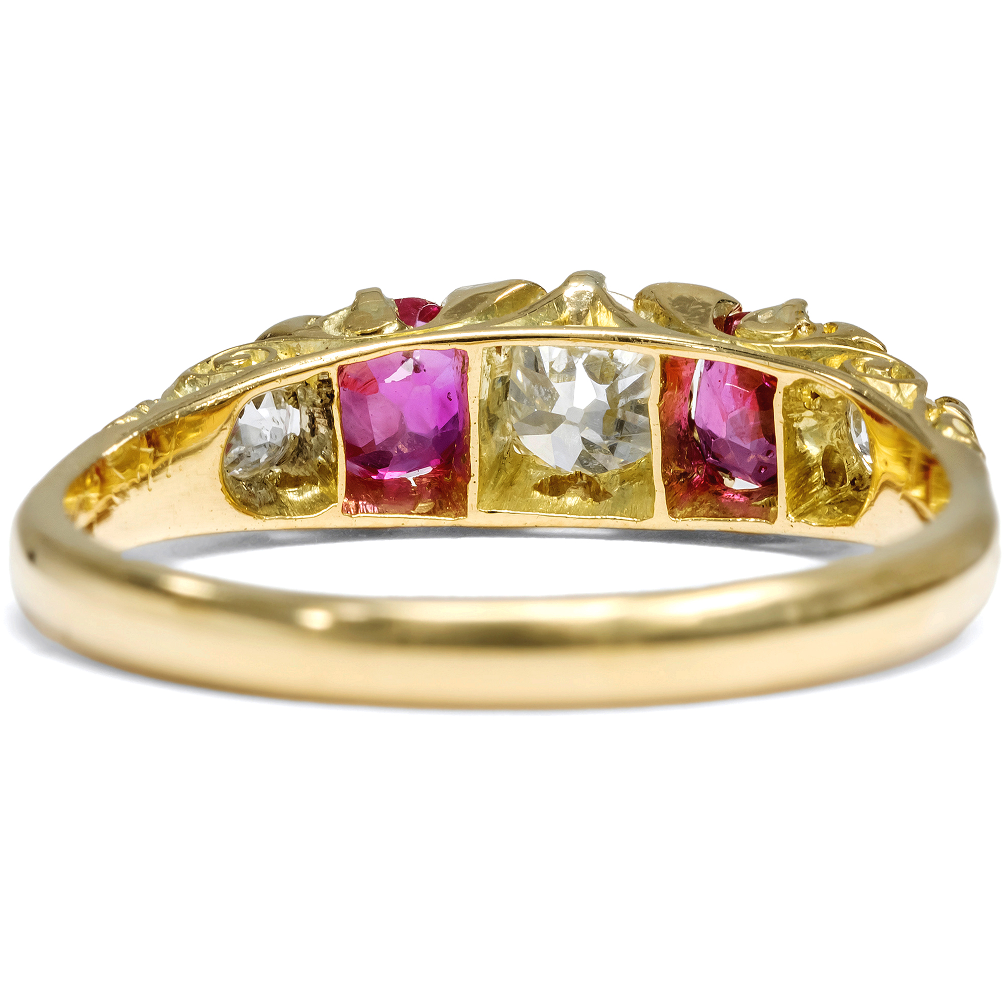 Antiker Ring mit Rubinen & Diamanten in Gold, England um 1900 Antiker Ring mit Rubinen & Diamanten in Gold, England um 1900