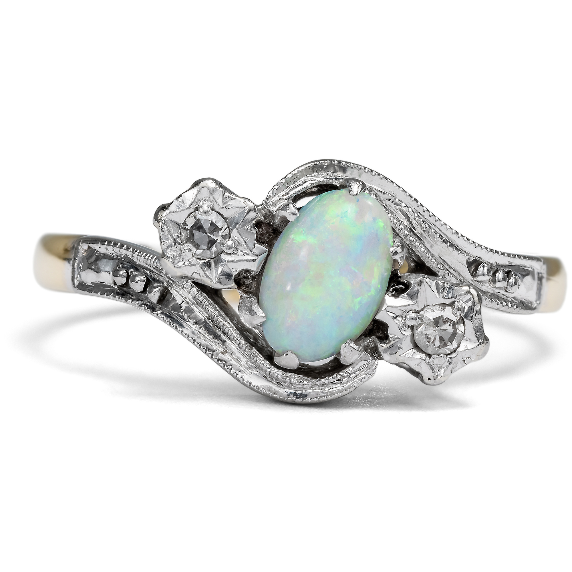 Feiner Ring mit australischem Opal & Diamanten in Gold & Platin, Großbritannien um 1920 Feiner Ring mit australischem Opal & Diamanten in Gold & Platin, Großbritannien um 1920