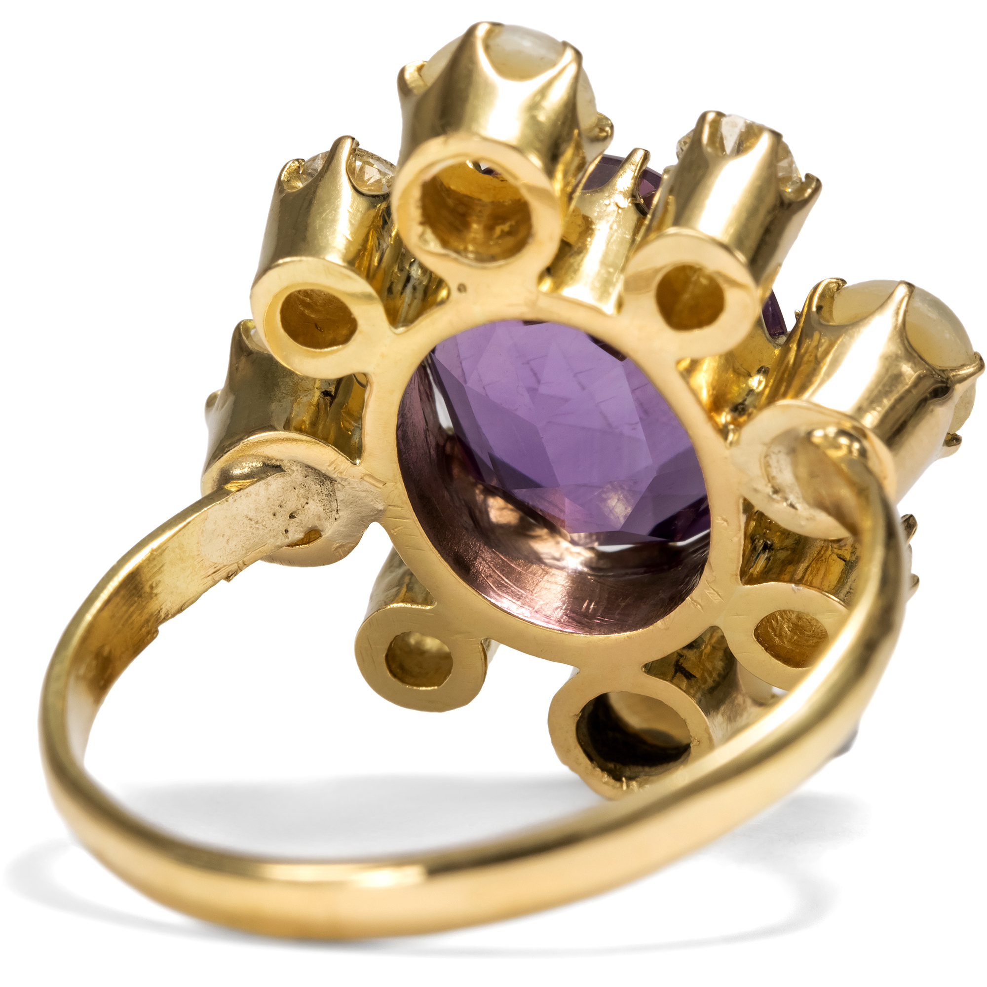 Prachtvoller Ring mit Amethyst, Diamanten und Perlen, um 1885 & später Prachtvoller Ring mit Amethyst, Diamanten und Perlen, um 1885 & später