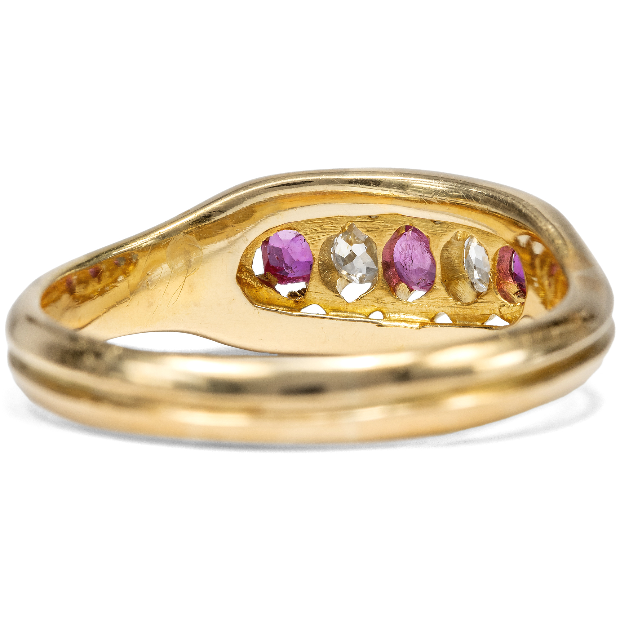 Viktorianischer Rubin- & Diamant-Ring in Gold, England um 1900 Viktorianischer Rubin- & Diamant-Ring in Gold, England um 1900