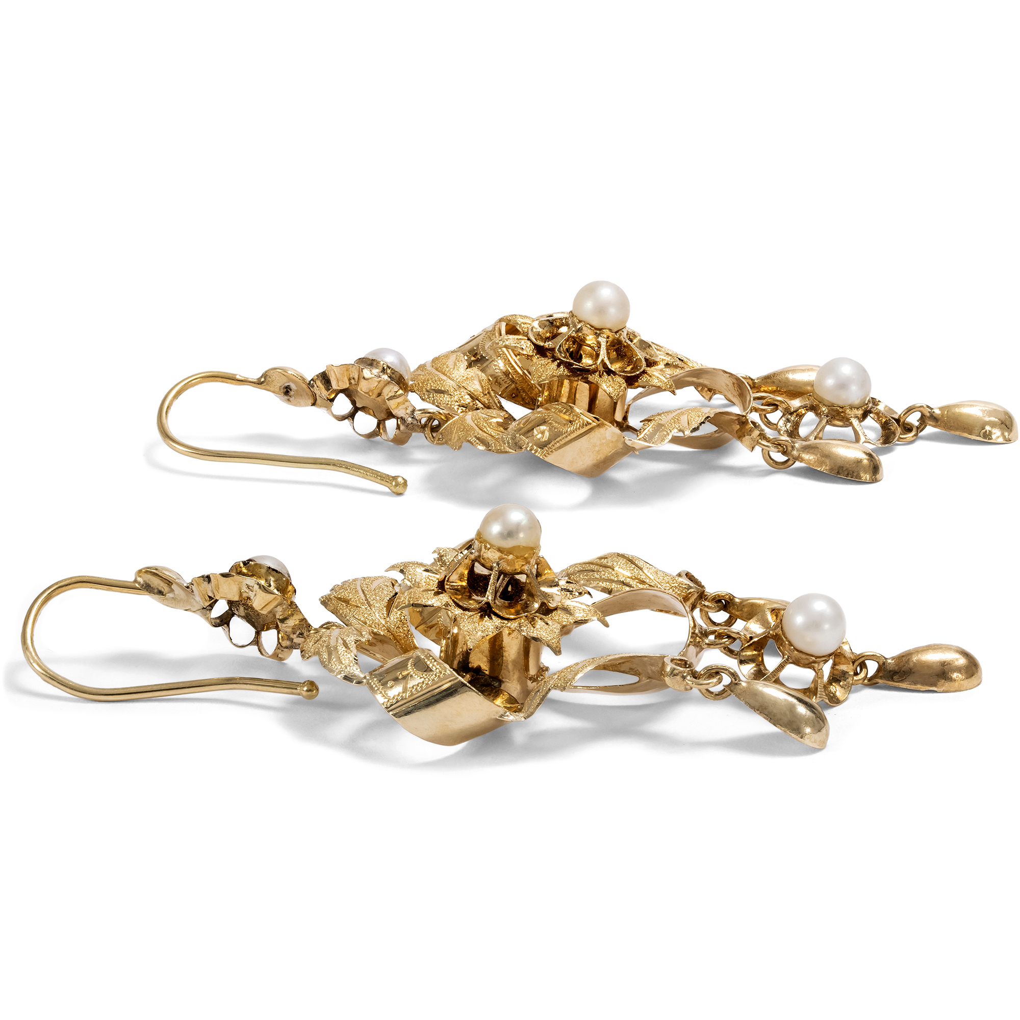 Prachtvolle Ohrringe aus Gold & Perlen, wohl Spanien, um 1870 Prachtvolle Ohrringe aus Gold & Perlen, wohl Spanien, um 1870