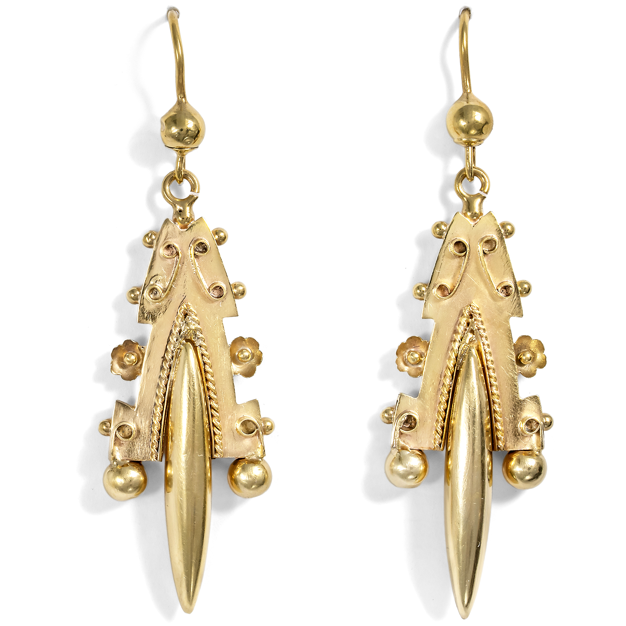 Lange Ohrringe im Archäologischen Stil aus Gold, England, um 1880 & später Lange Ohrringe im Archäologischen Stil aus Gold, England, um 1880 & später