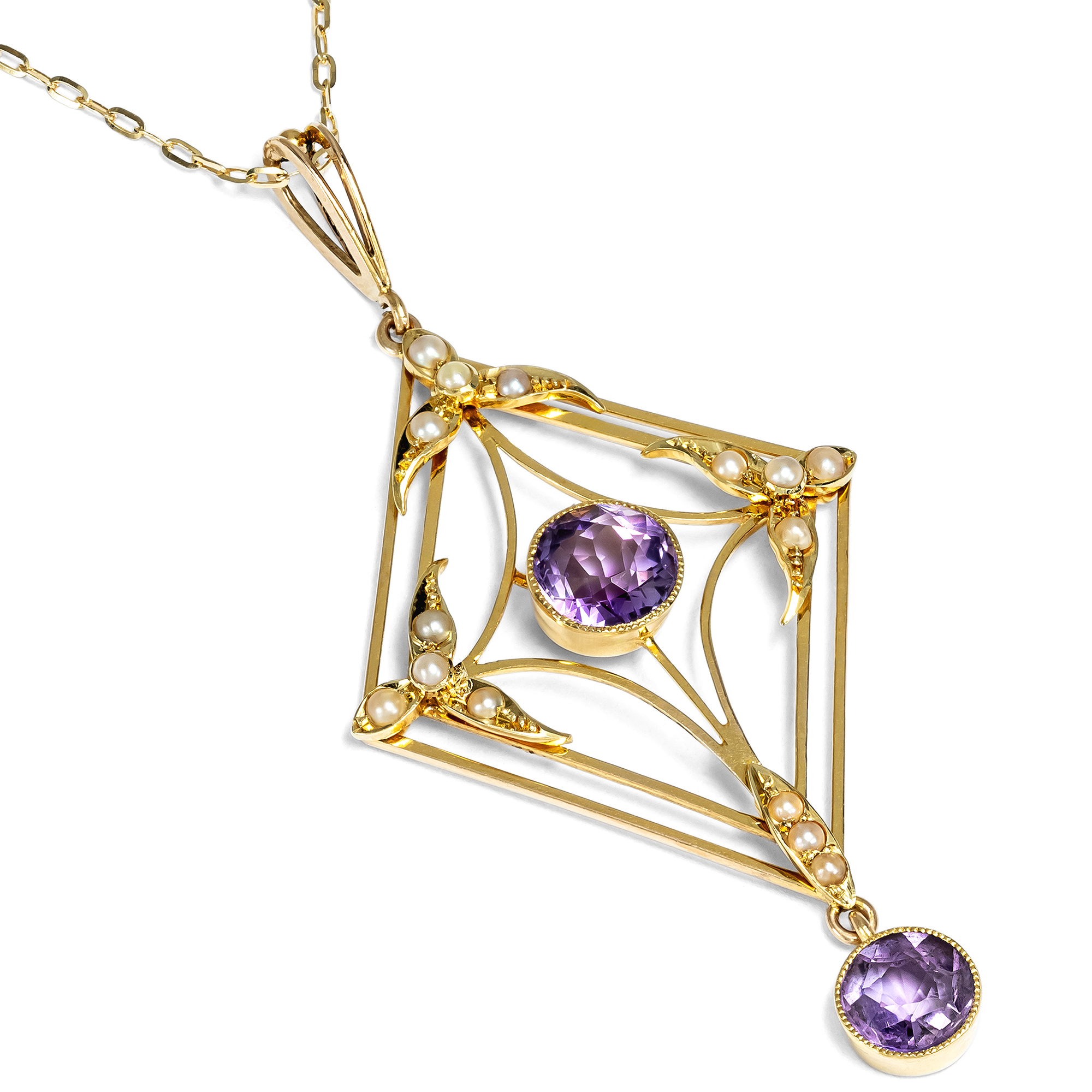 Antiker Anhänger mit Amethysten & Saatperlen in Gold, Großbritannien um 1905 Antiker Anhänger mit Amethysten & Saatperlen in Gold, Großbritannien um 1905
