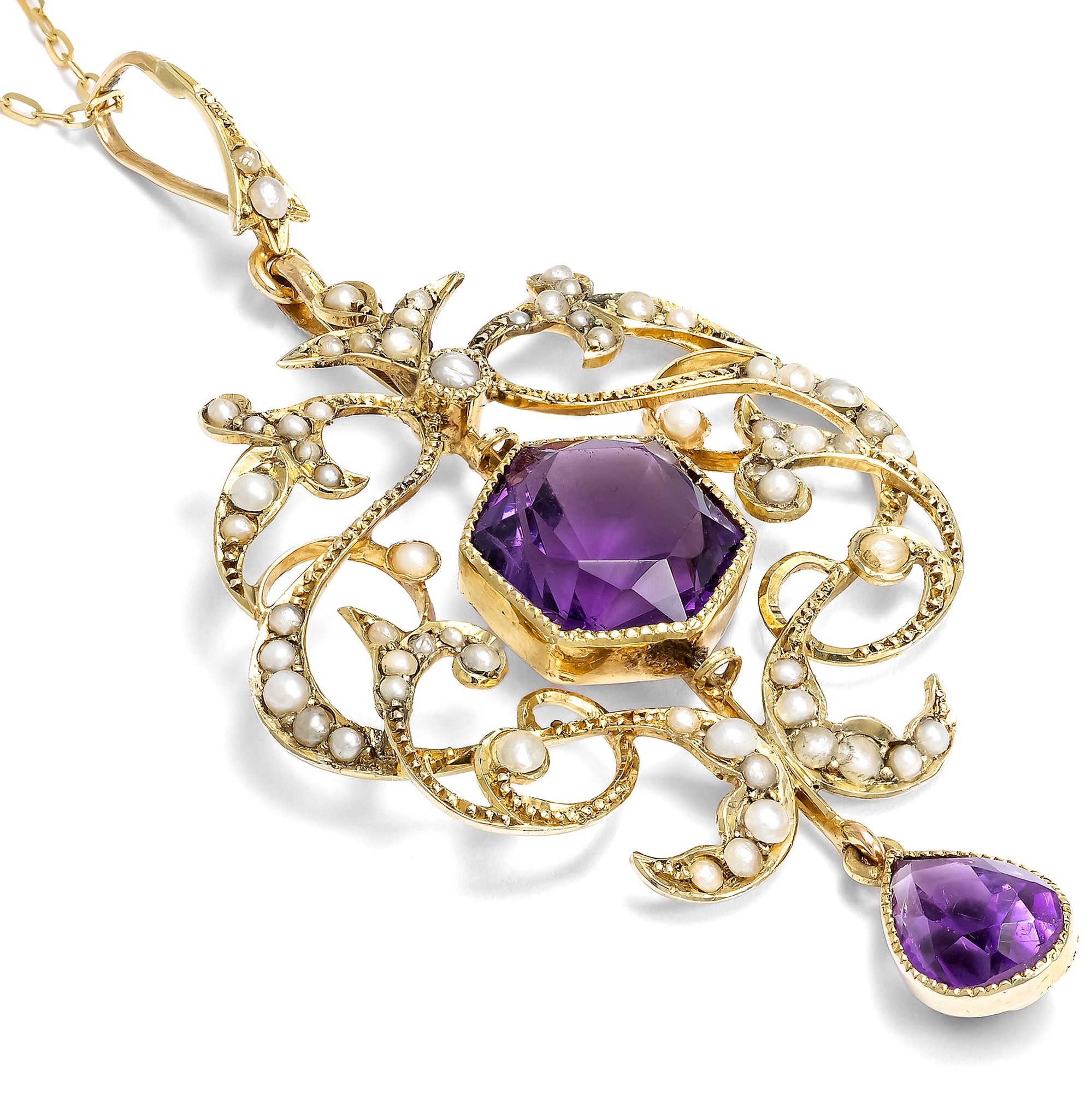 Antique pendant with amethysts & pearls in gold, Great Britain circa 1905 Antique pendant with amethysts & pearls in gold, Great Britain circa 1905