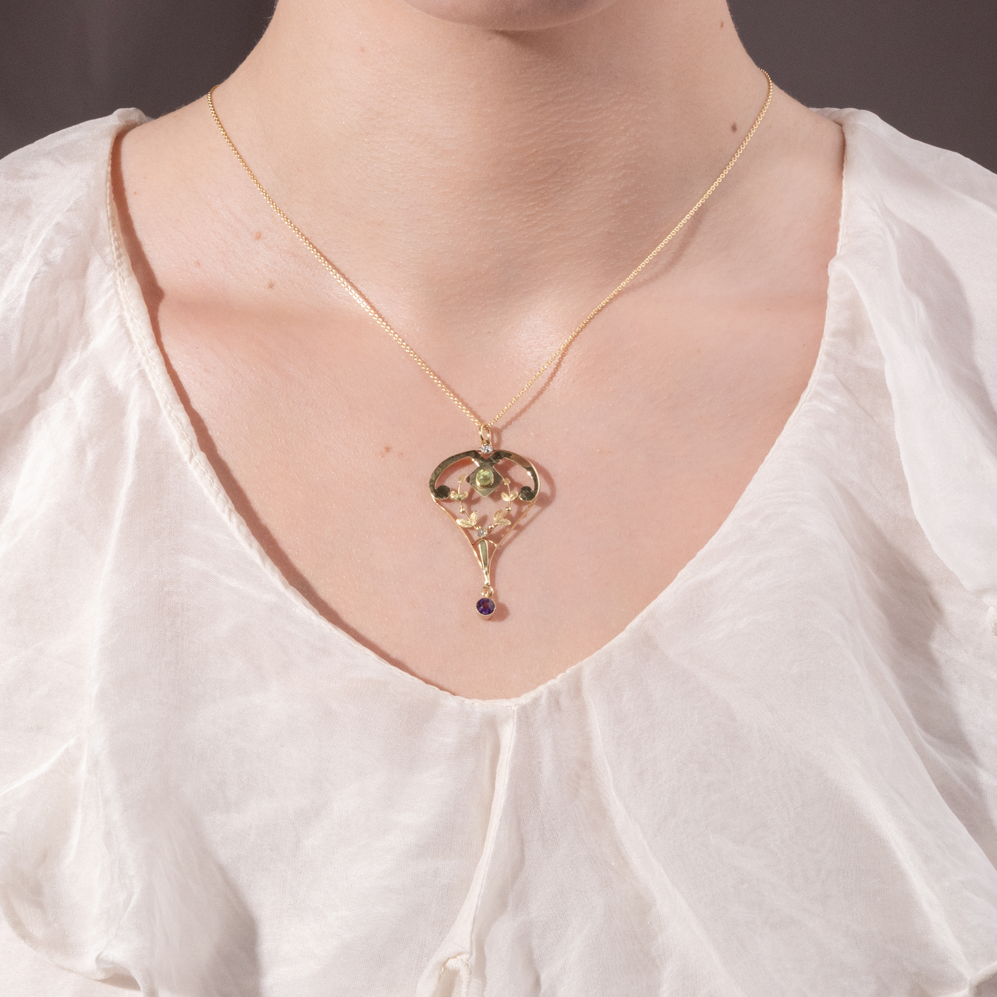 Antiker Anhänger aus Gold in den Farben der Suffragetten, um 1910 & später Antiker Anhänger aus Gold in den Farben der Suffragetten, um 1910 & später