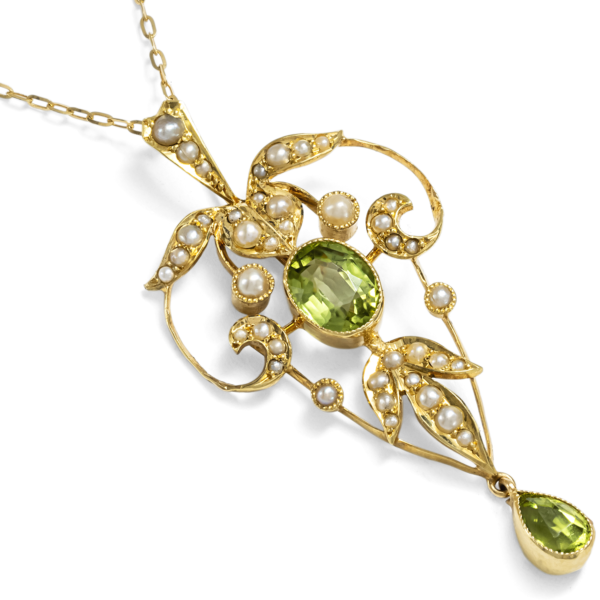 Eleganter Anhänger mit Peridot & Perlen in Gold, Großbritannien um 1910 Eleganter Anhänger mit Peridot & Perlen in Gold, Großbritannien um 1910
