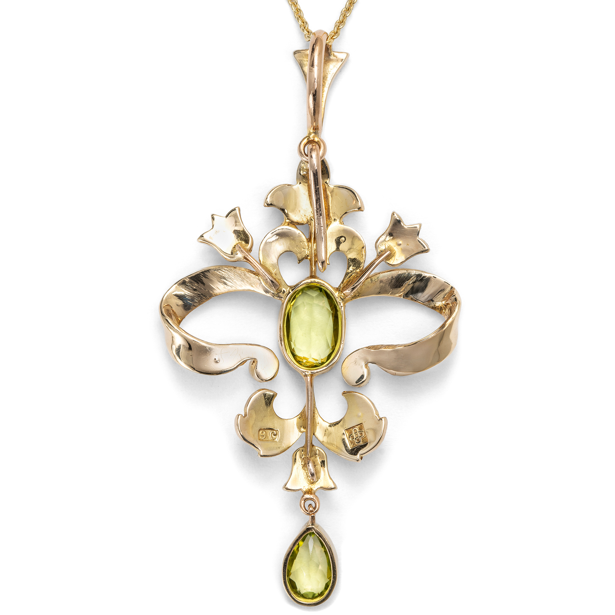 Zarter Anhänger aus Gold mit Peridot & Perlen, Großbritannien um 1905 Zarter Anhänger aus Gold mit Peridot & Perlen, Großbritannien um 1905