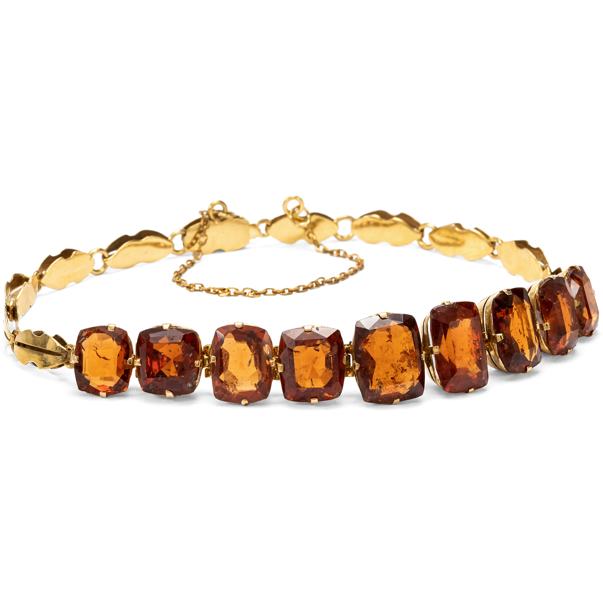 Antikes Armband mit Hessonit-Granaten in Gold, um 1920 Antikes Armband mit Hessonit-Granaten in Gold, um 1920