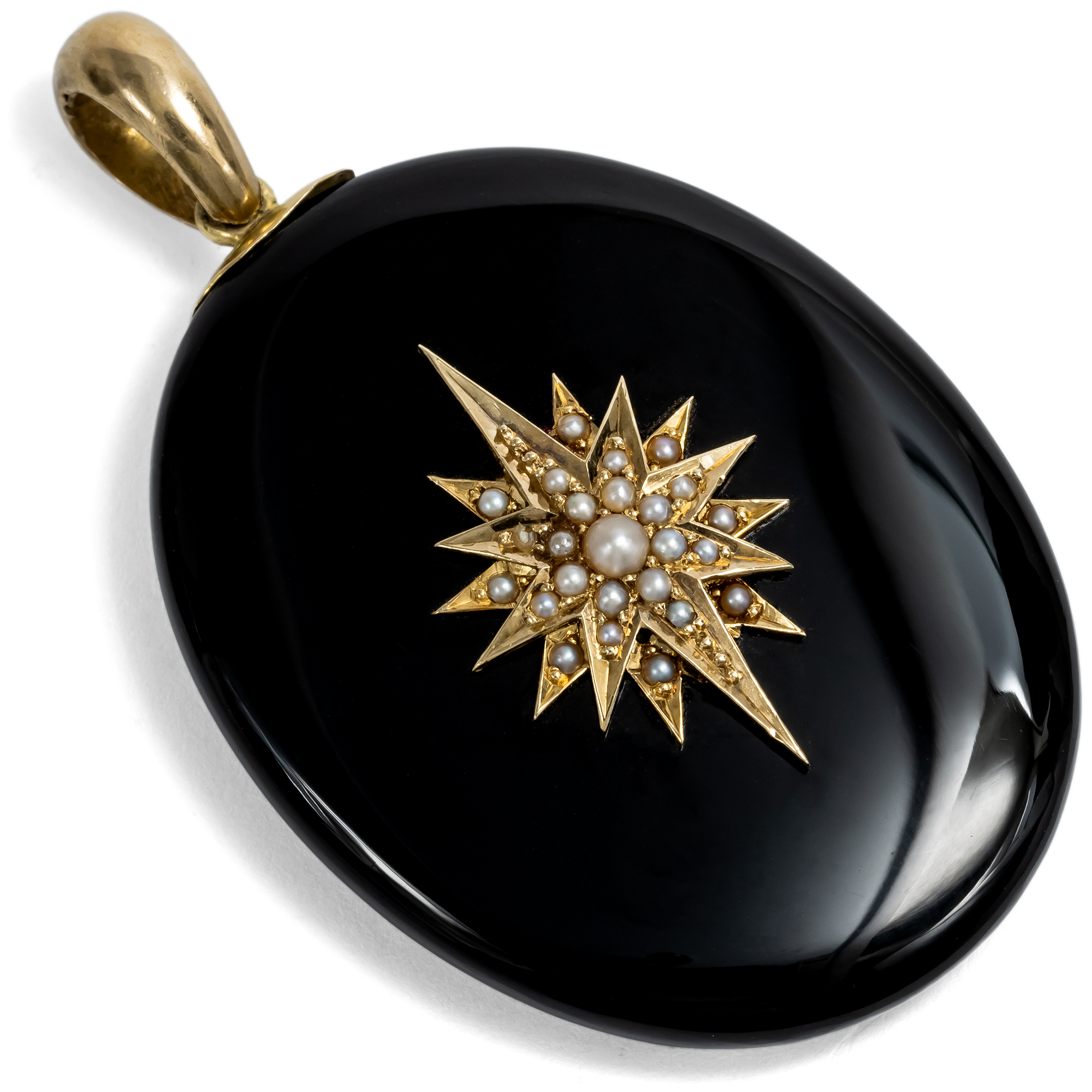 Großer Medaillon-Anhänger aus Onyx, Gold & Perlen, um 1875 Großer Medaillon-Anhänger aus Onyx, Gold & Perlen, um 1875