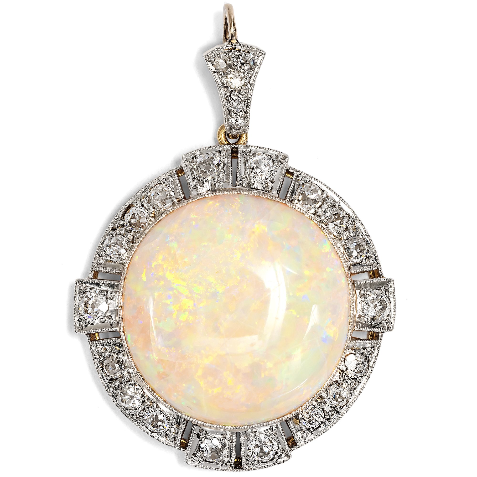 Prachtvolle Anhänger-Brosche mit Opal & Diamanten in Platin, um 1920 Prachtvolle Anhänger-Brosche mit Opal & Diamanten in Platin, um 1920