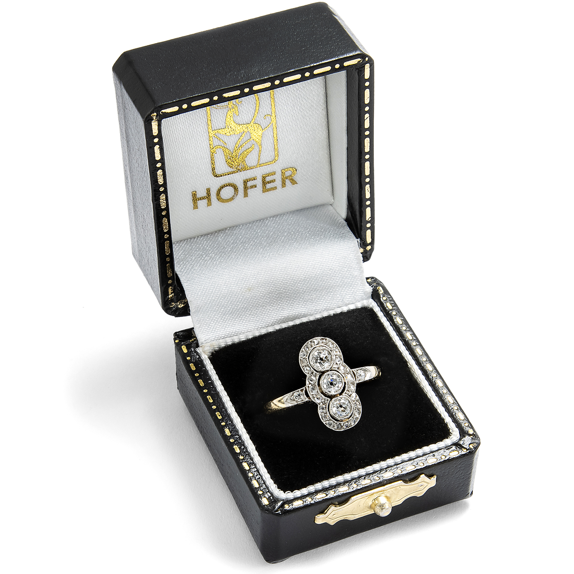 Antique Ring with Diamonds in Platinum on Gold, German, c. 1910 Antique Ring with Diamonds in Platinum on Gold, German, c. 1910