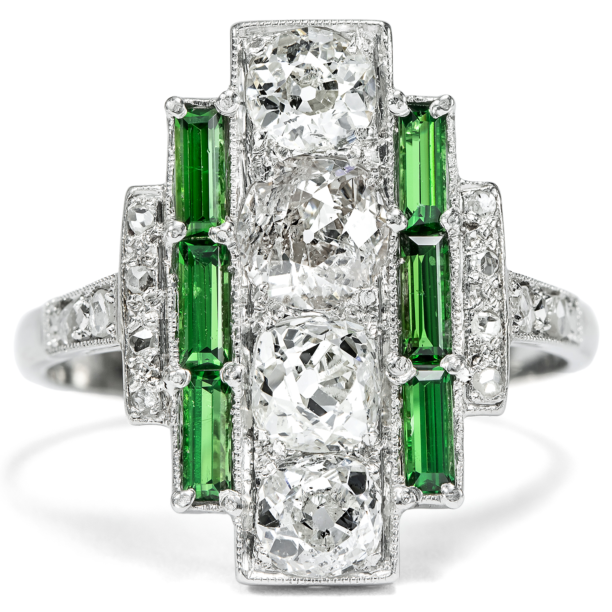 Großartiger Ring des Art Déco mit Diamanten & Turmalinen in Platin, um 1930 Großartiger Ring des Art Déco mit Diamanten & Turmalinen in Platin, um 1930