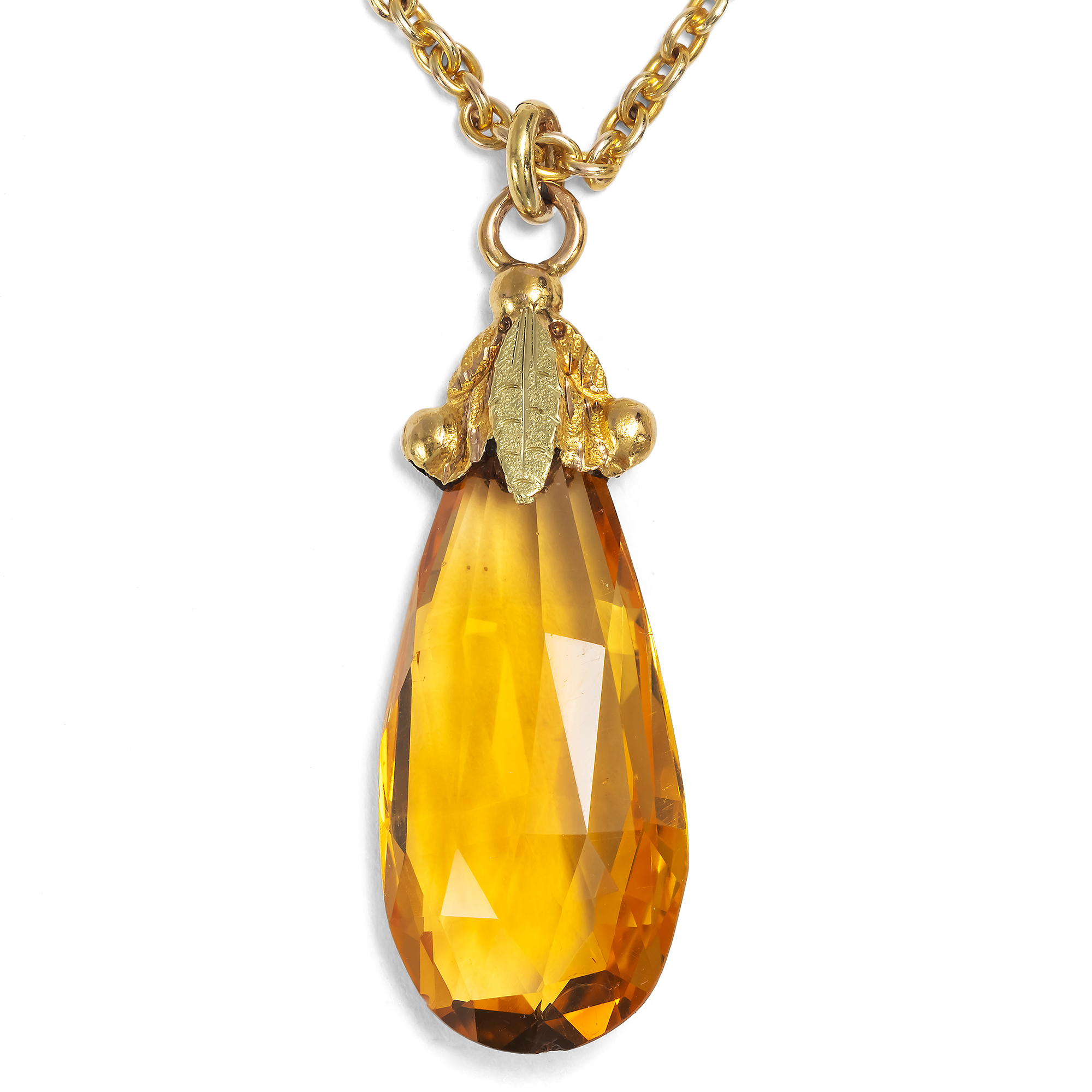 Eleganter Anhänger mit Citrin im Brioletteschliff in Gold, um 1910 Eleganter Anhänger mit Citrin im Brioletteschliff in Gold, um 1910