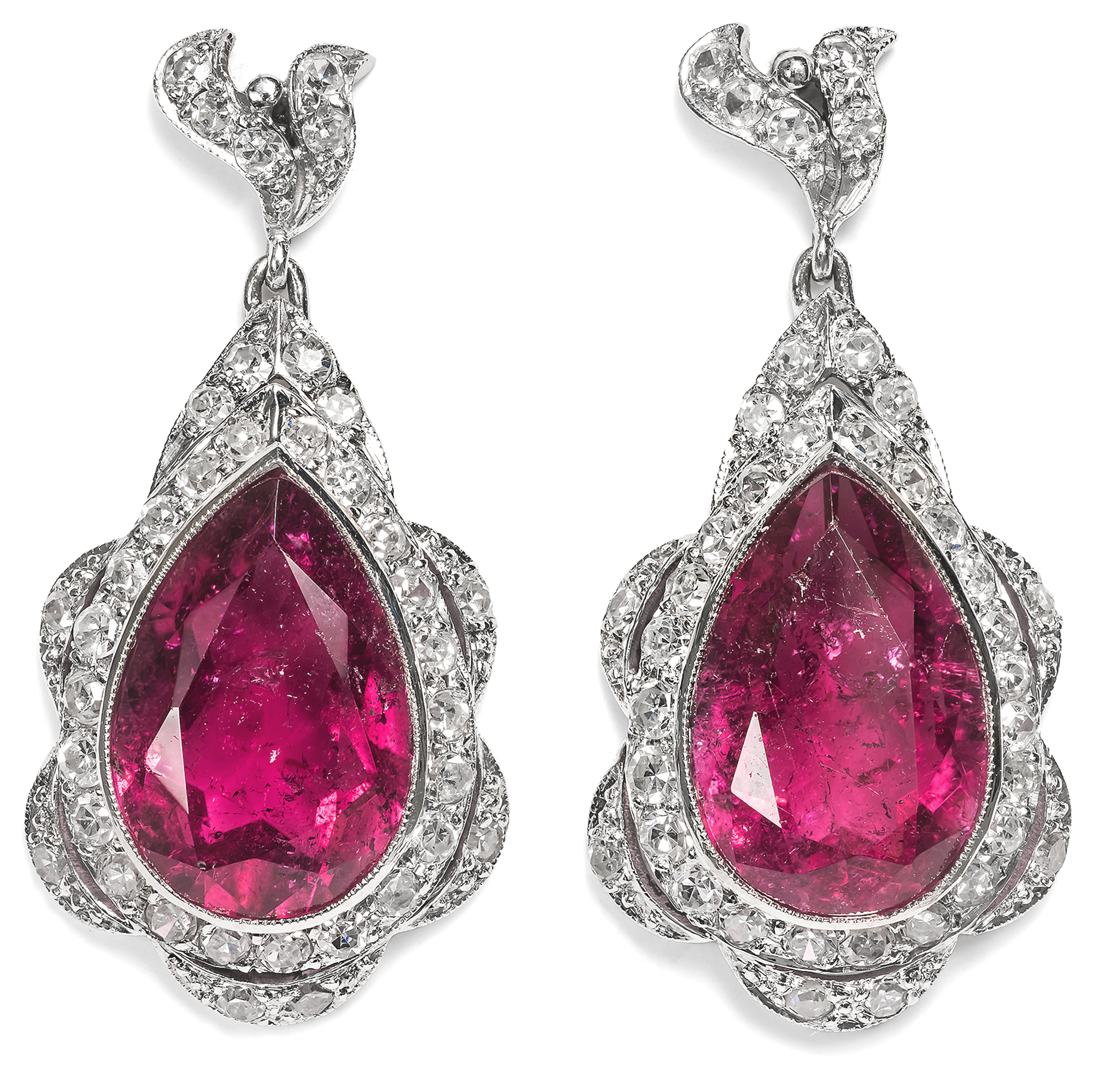 Elegante Ohrringe mit Rubelliten & Diamanten in Weißgold, um 2000 Elegante Ohrringe mit Rubelliten & Diamanten in Weißgold, um 2000