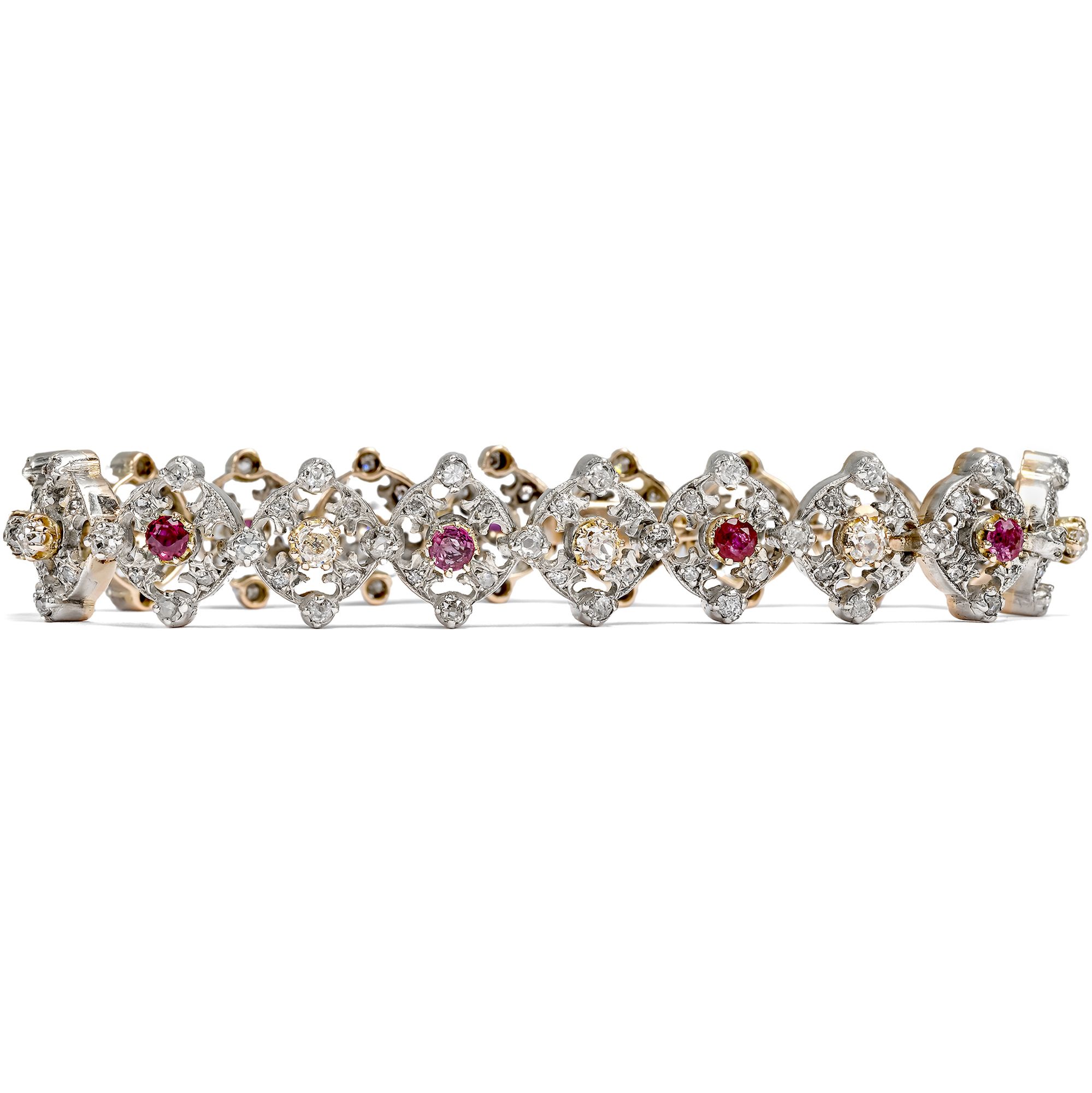 Elegantes Armband mit Rubinen & Diamanten in Silber & Gold, um 1900 Elegantes Armband mit Rubinen & Diamanten in Silber & Gold, um 1900